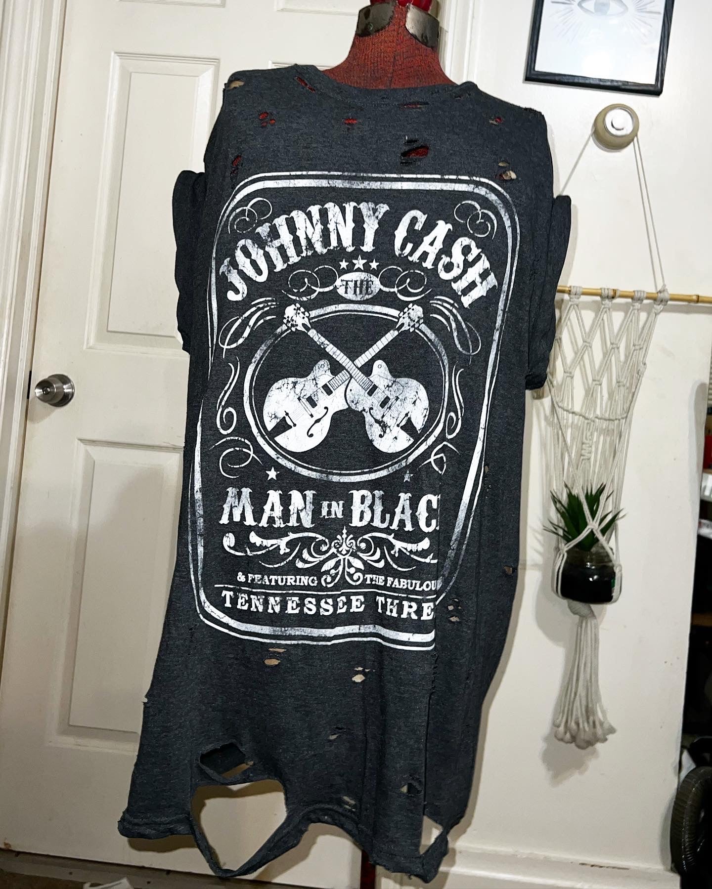 Johnny Cash Oversized Distressed Tee