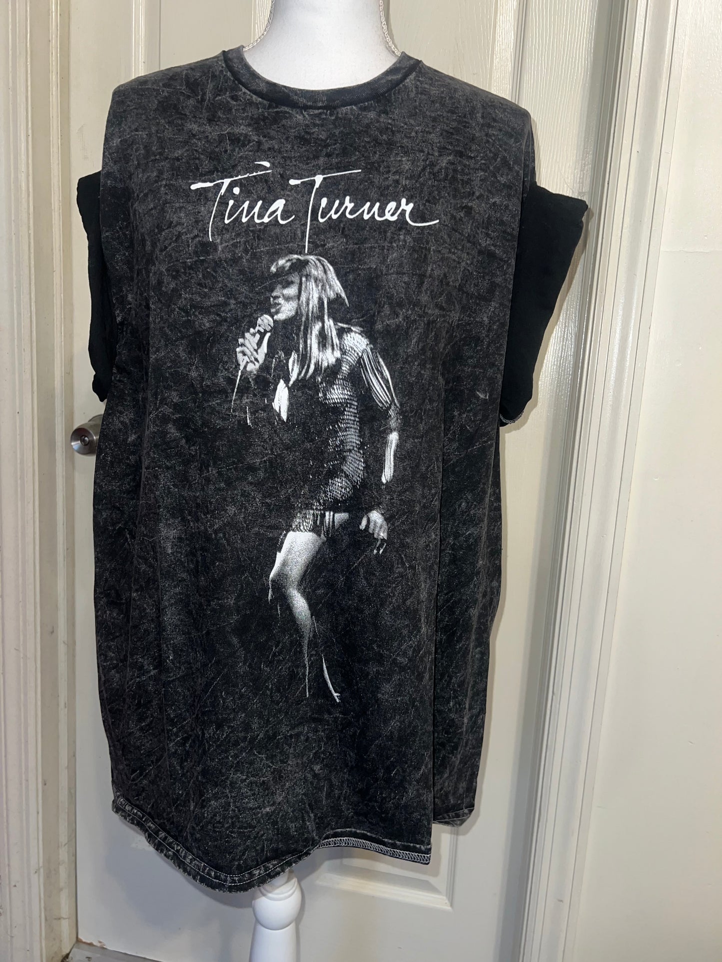 Tina Turner Oversized Distressed Tee