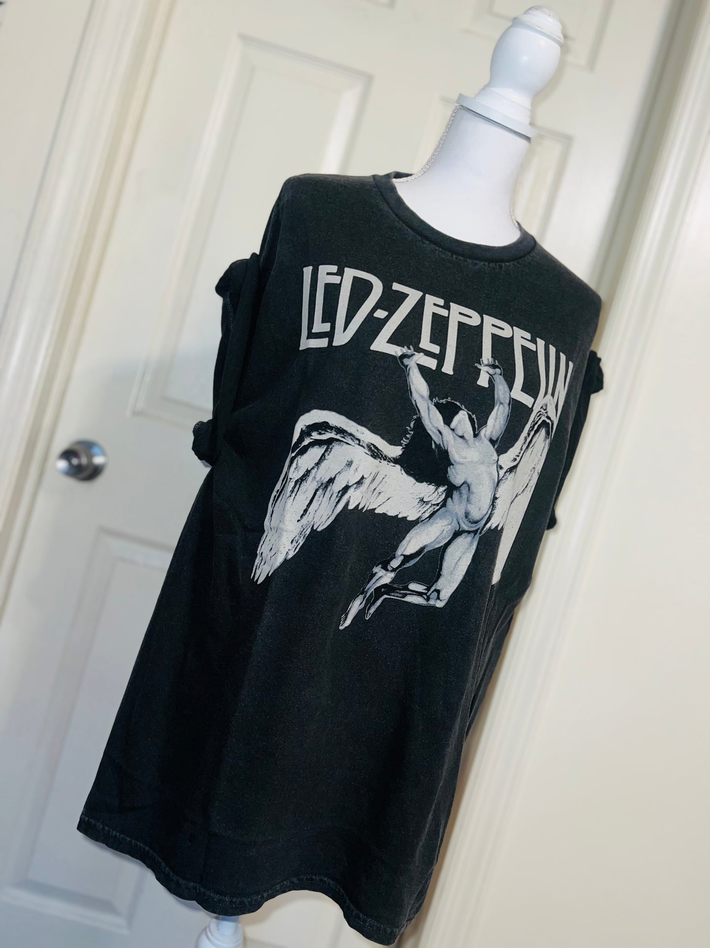 Led Zeppelin Oversized Distressed Tee