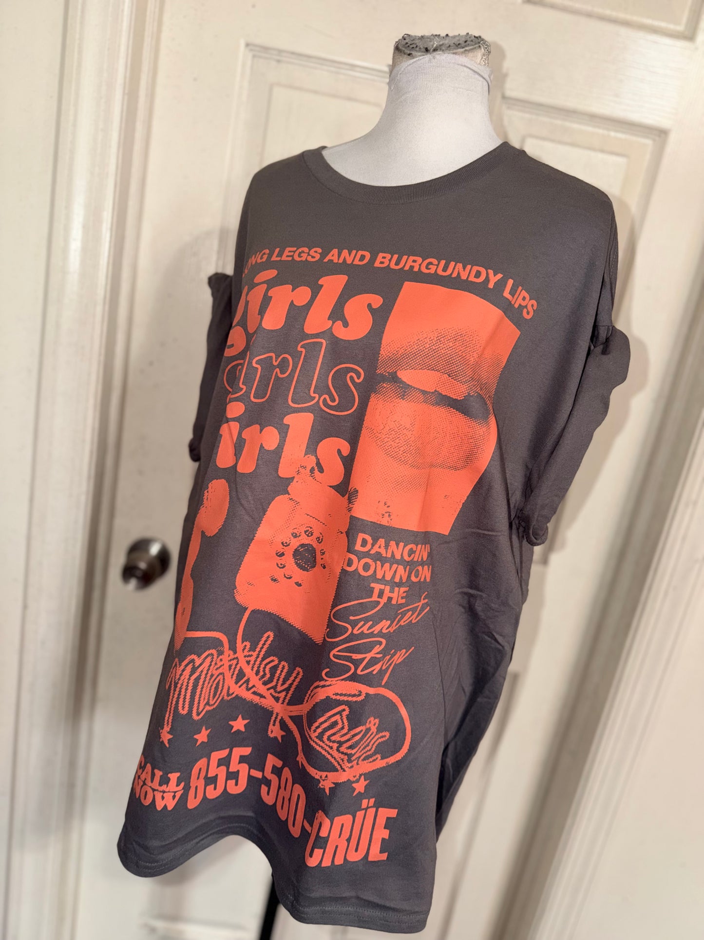 Motley Crue Oversized Distressed Tee