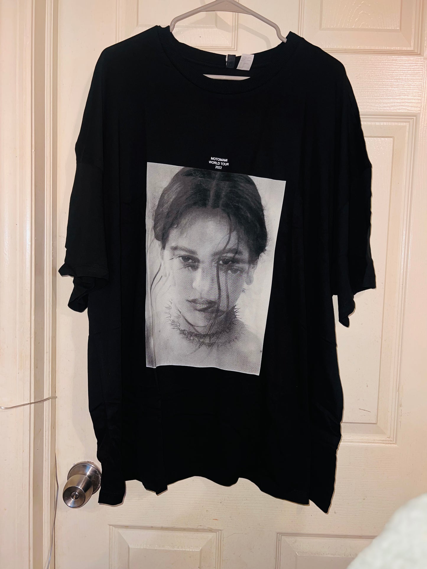 Rosalia Oversized Distressed Tee