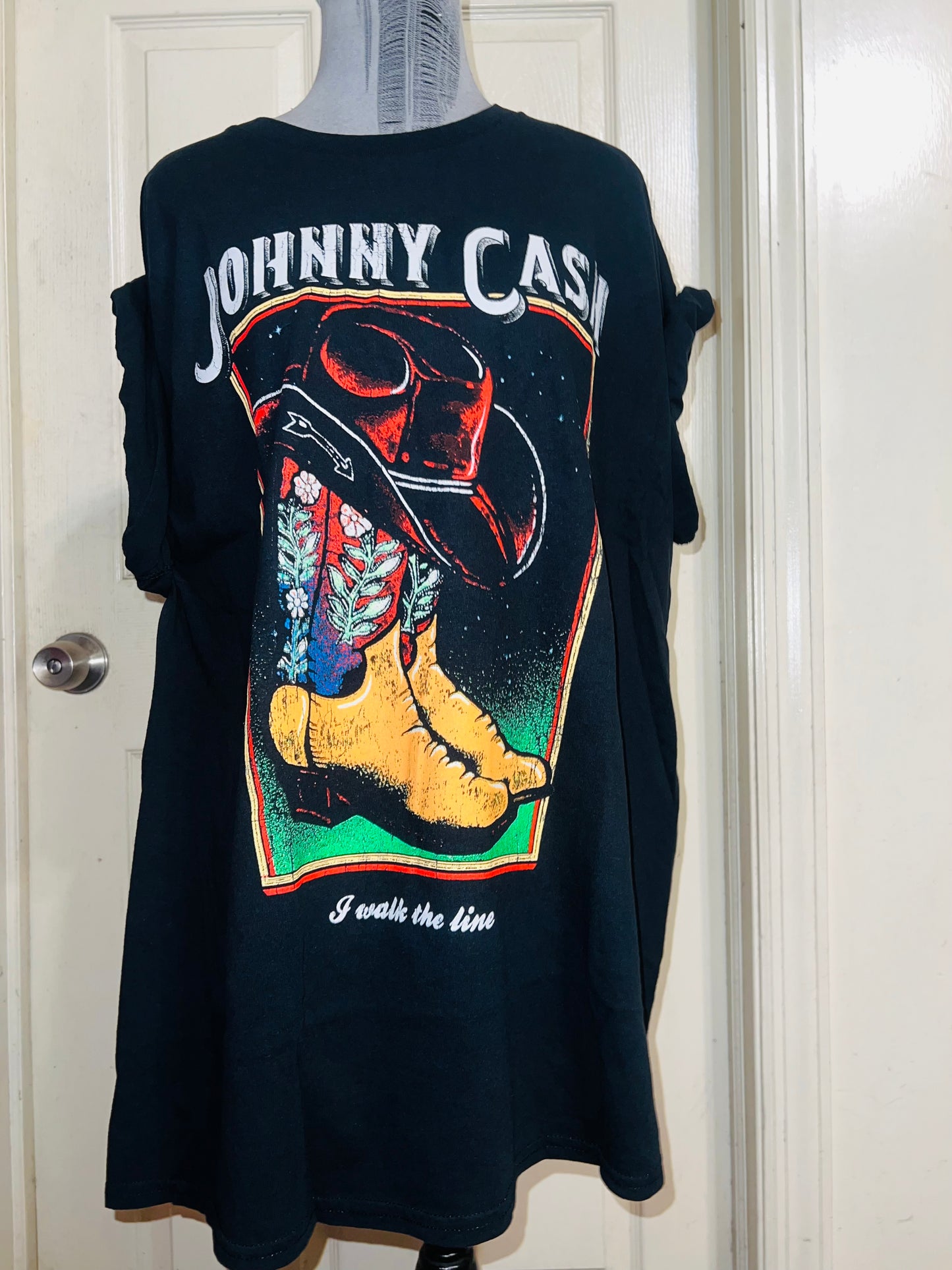 Johnny Cash Oversized Distressed Tee