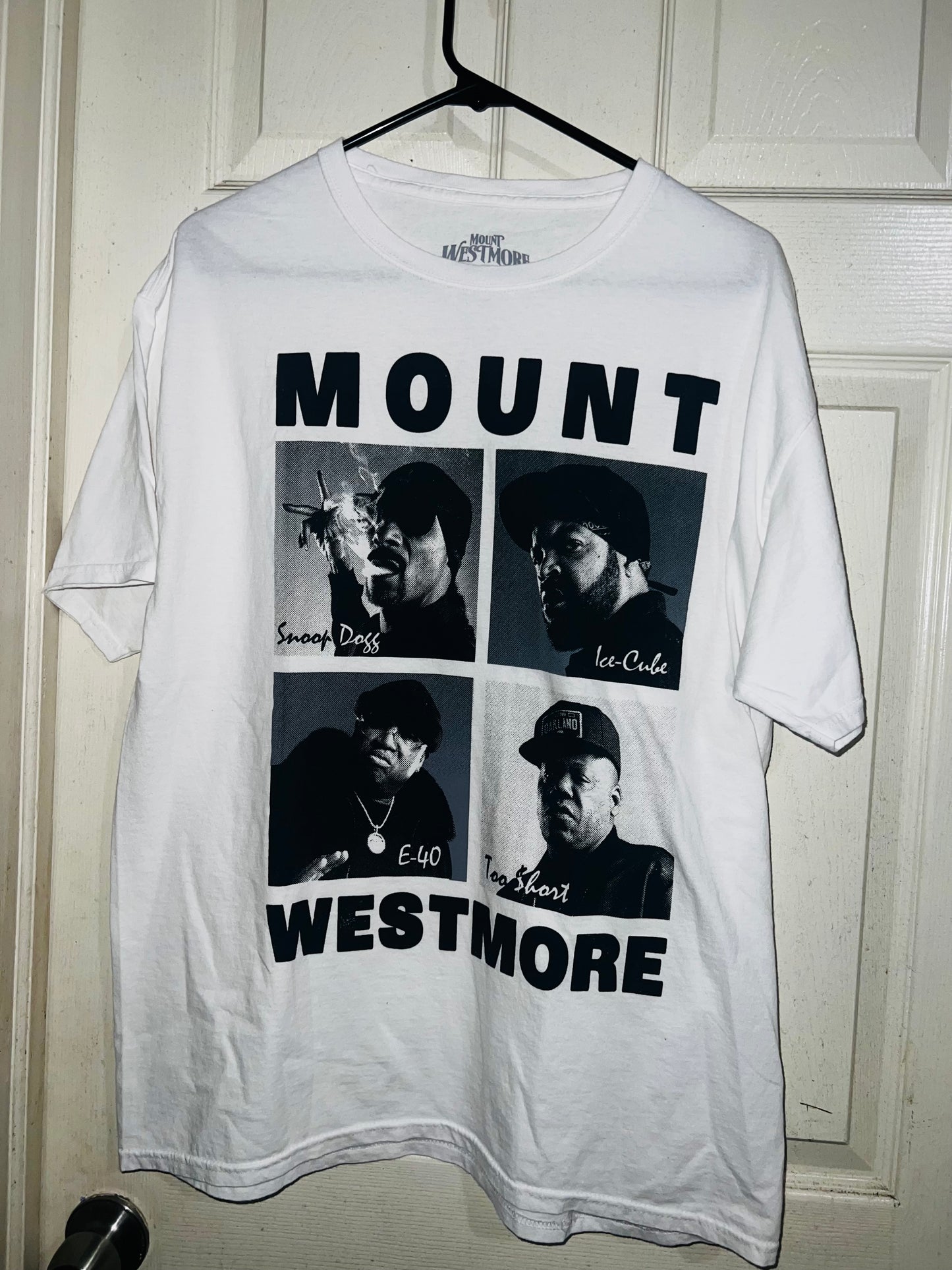 Mount Westmore: Snoop, Ice Cube, E40, and Too Short Oversized Distressed Tee