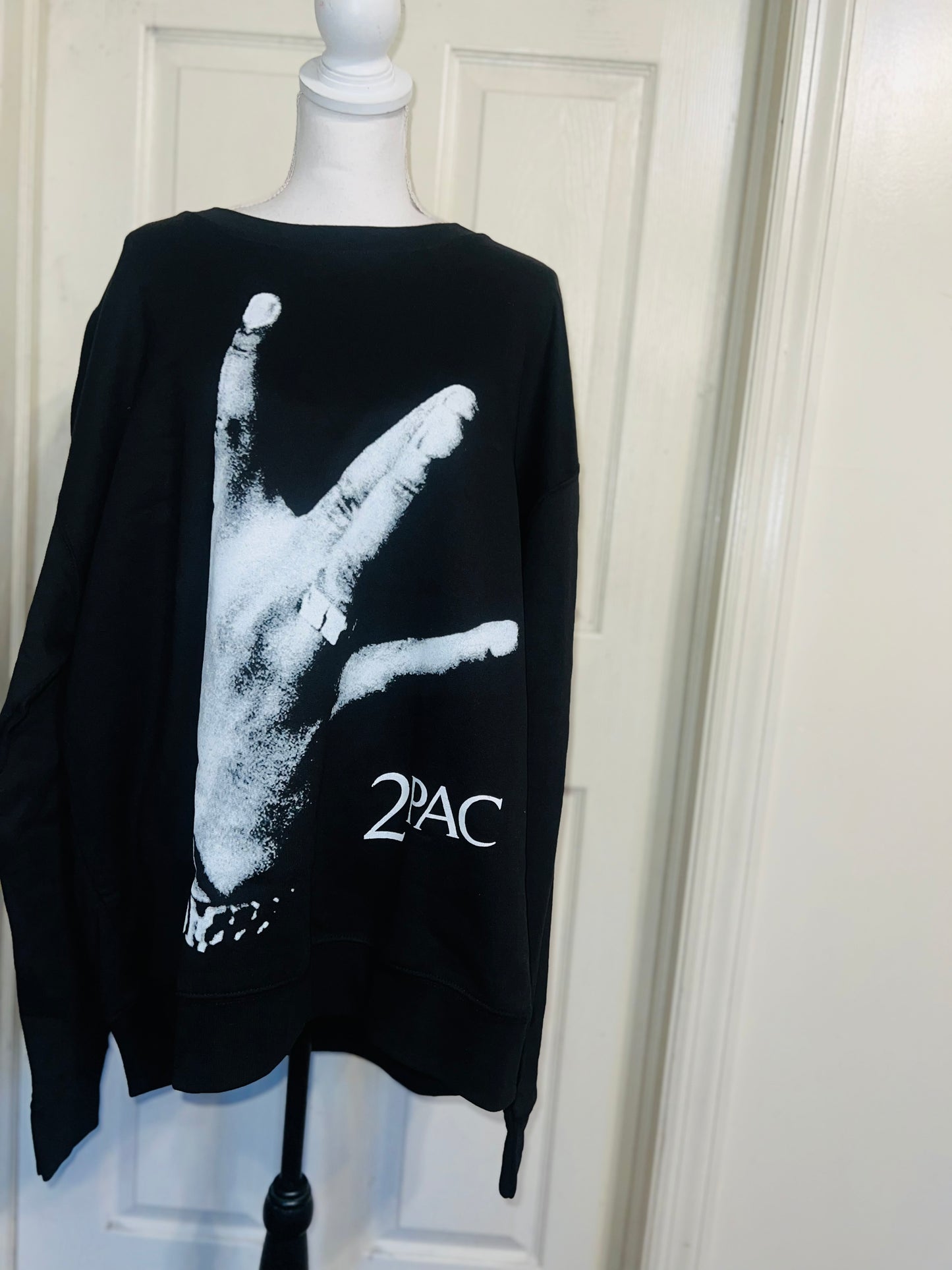 2Pac Oversized Distressed Sweatshirt