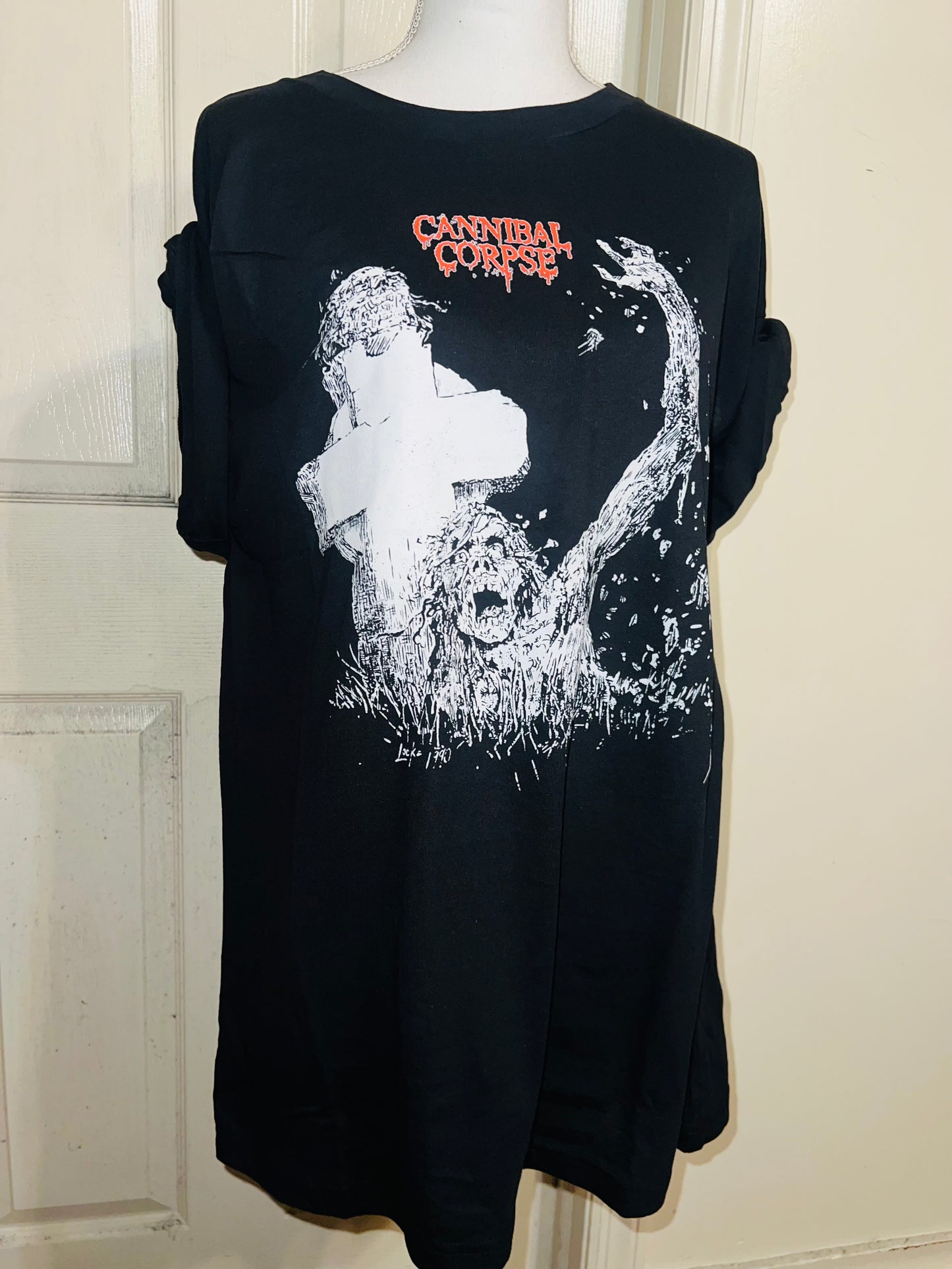 Cannibal Corpse Oversized Distressed Tee