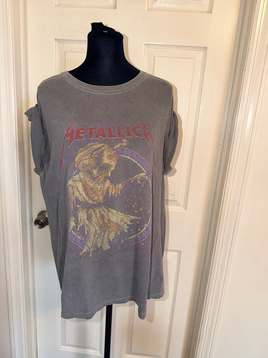 Metallica Oversized Distressed Tee
