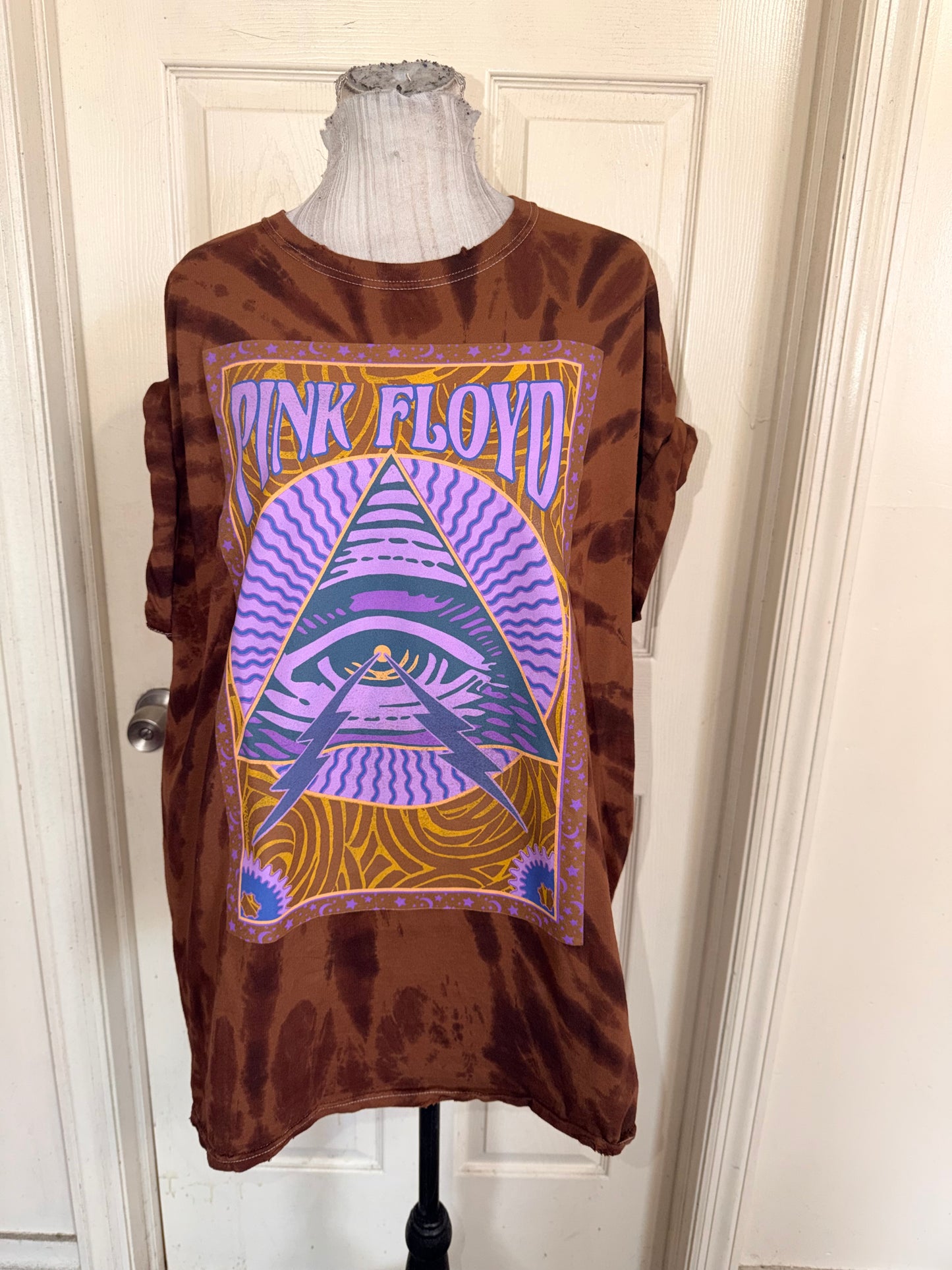 Pink Floyd Oversized Distressed Tee