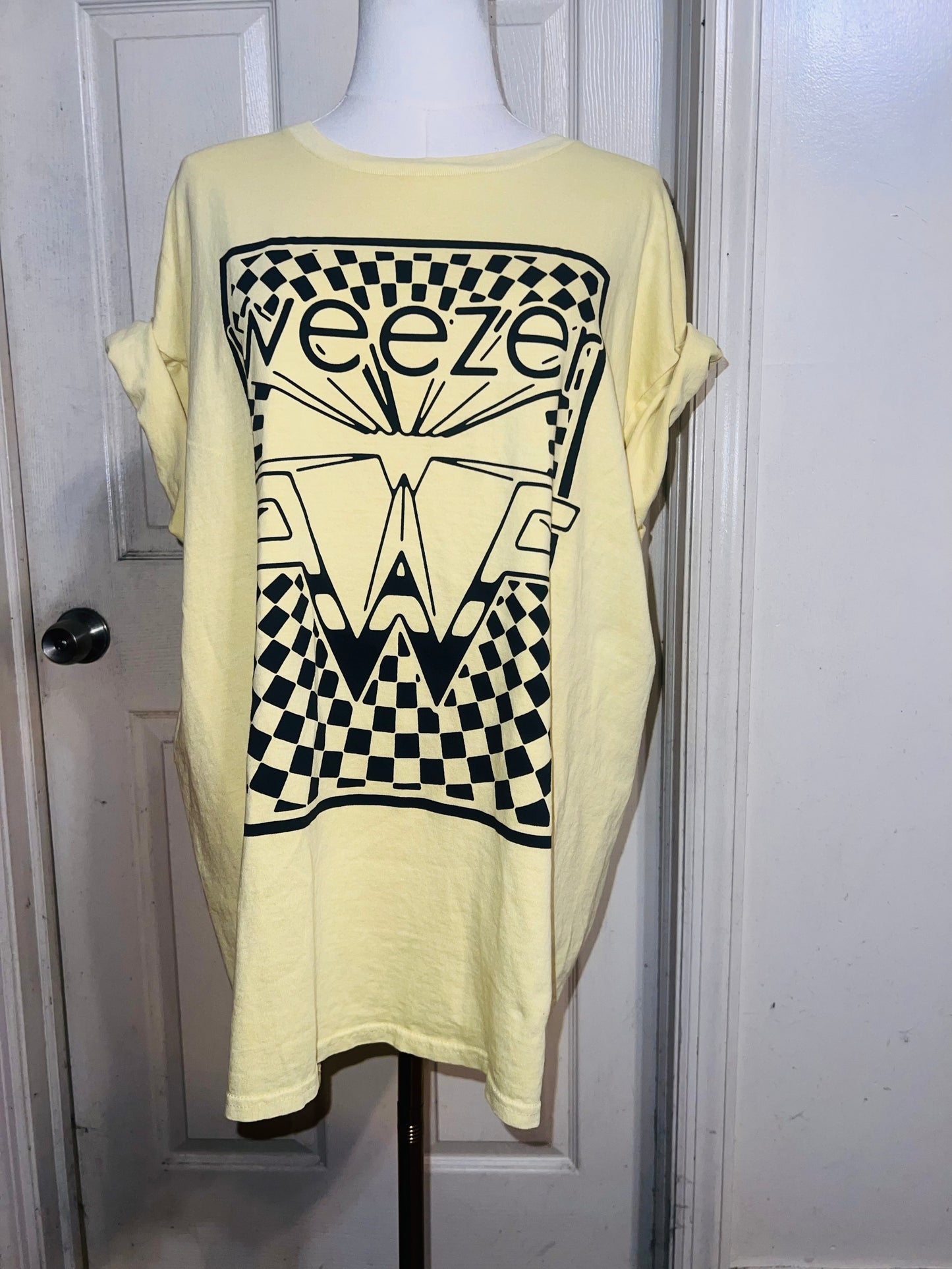 Weezer Oversized Distressed Tee