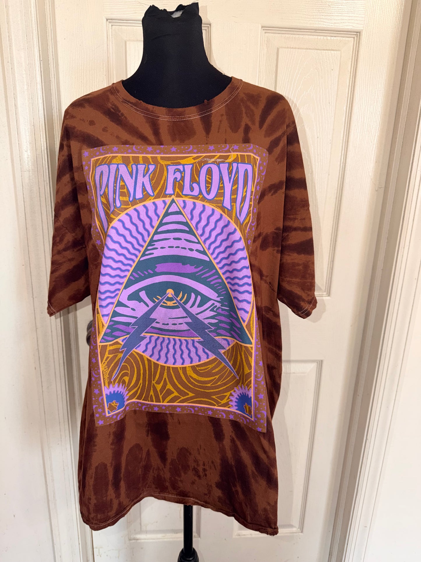 Pink Floyd Oversized Distressed Tee