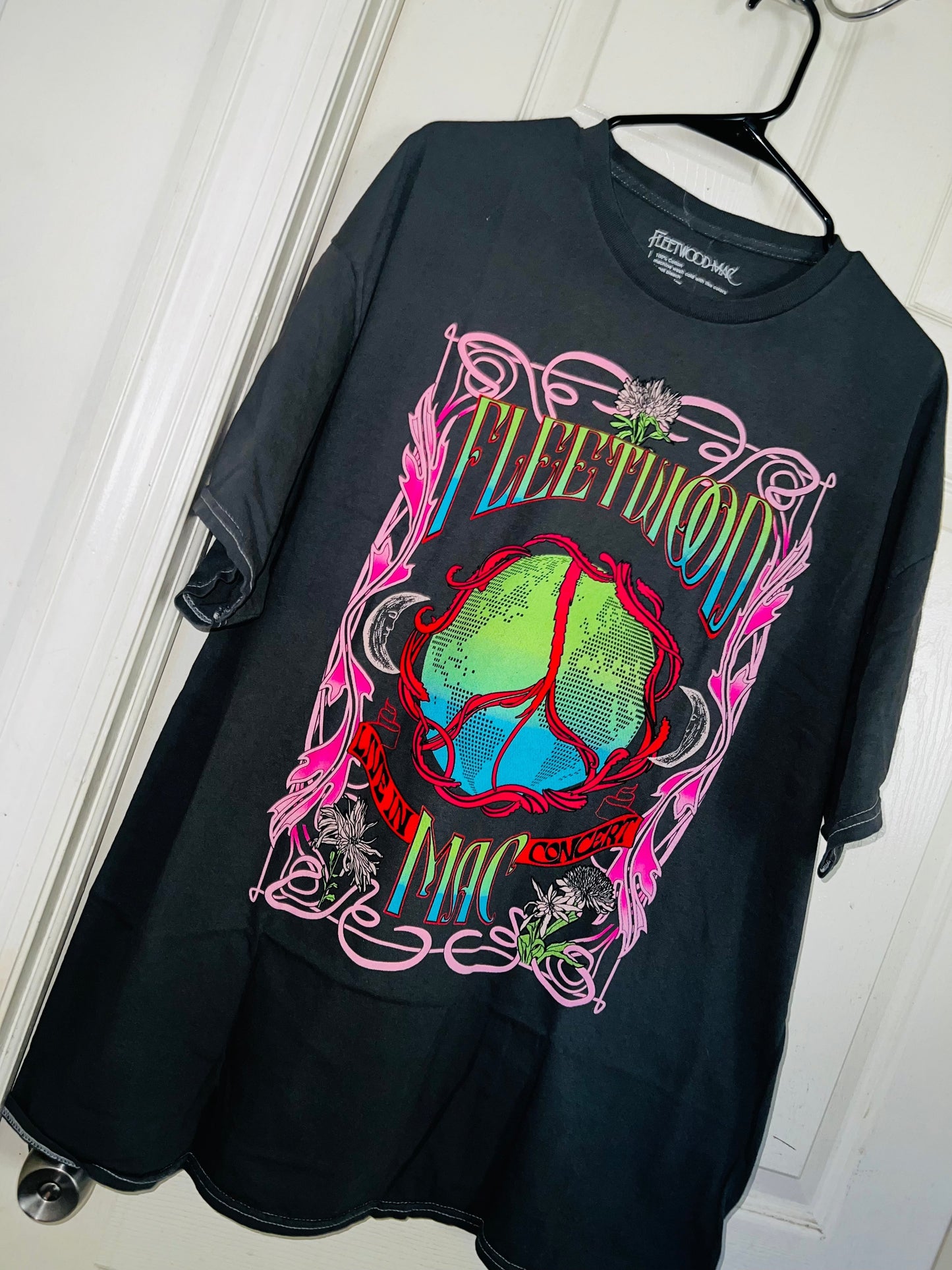 Fleetwood Mac Oversized Distressed Tee