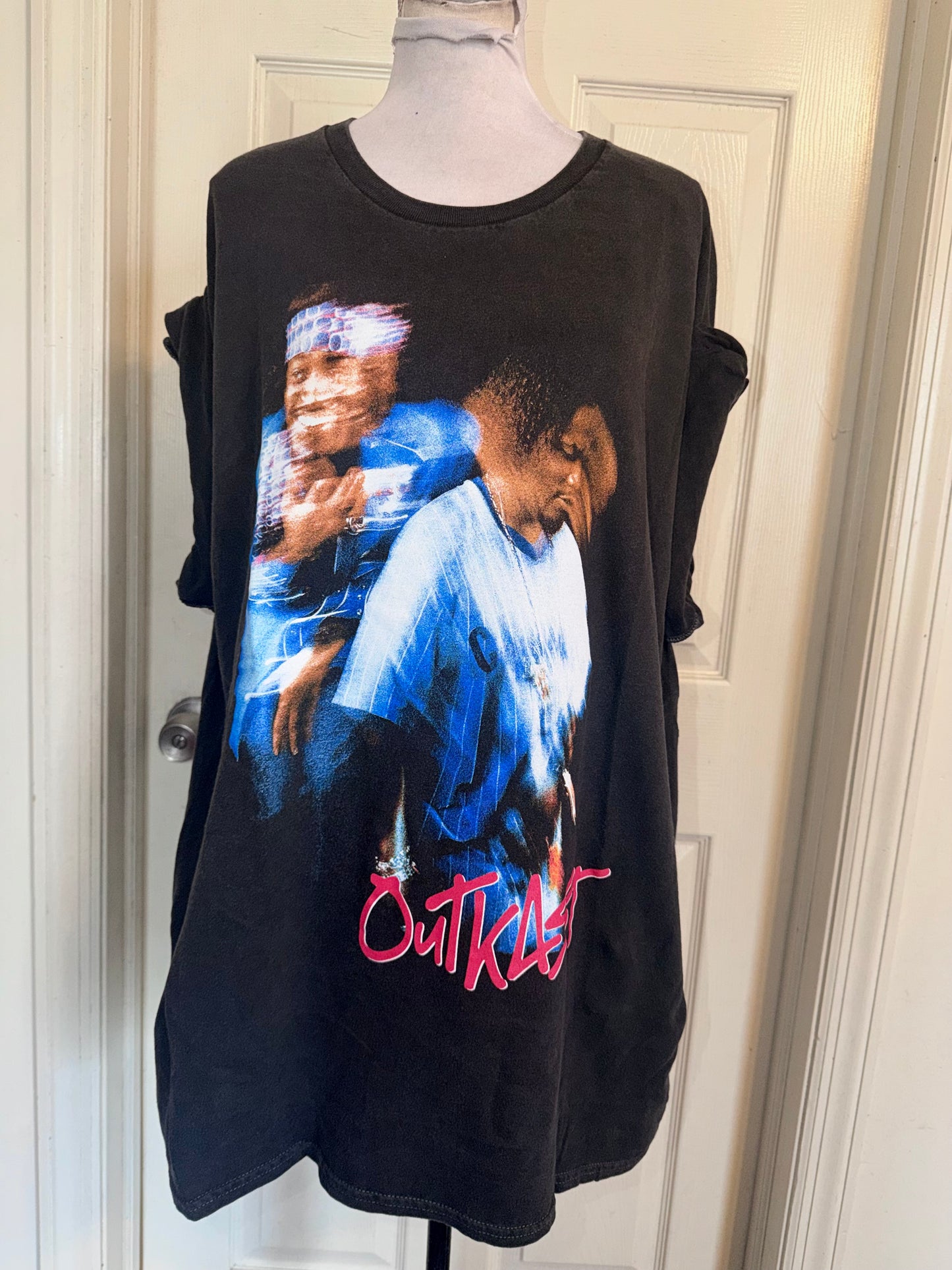 Outkast Oversized Tee