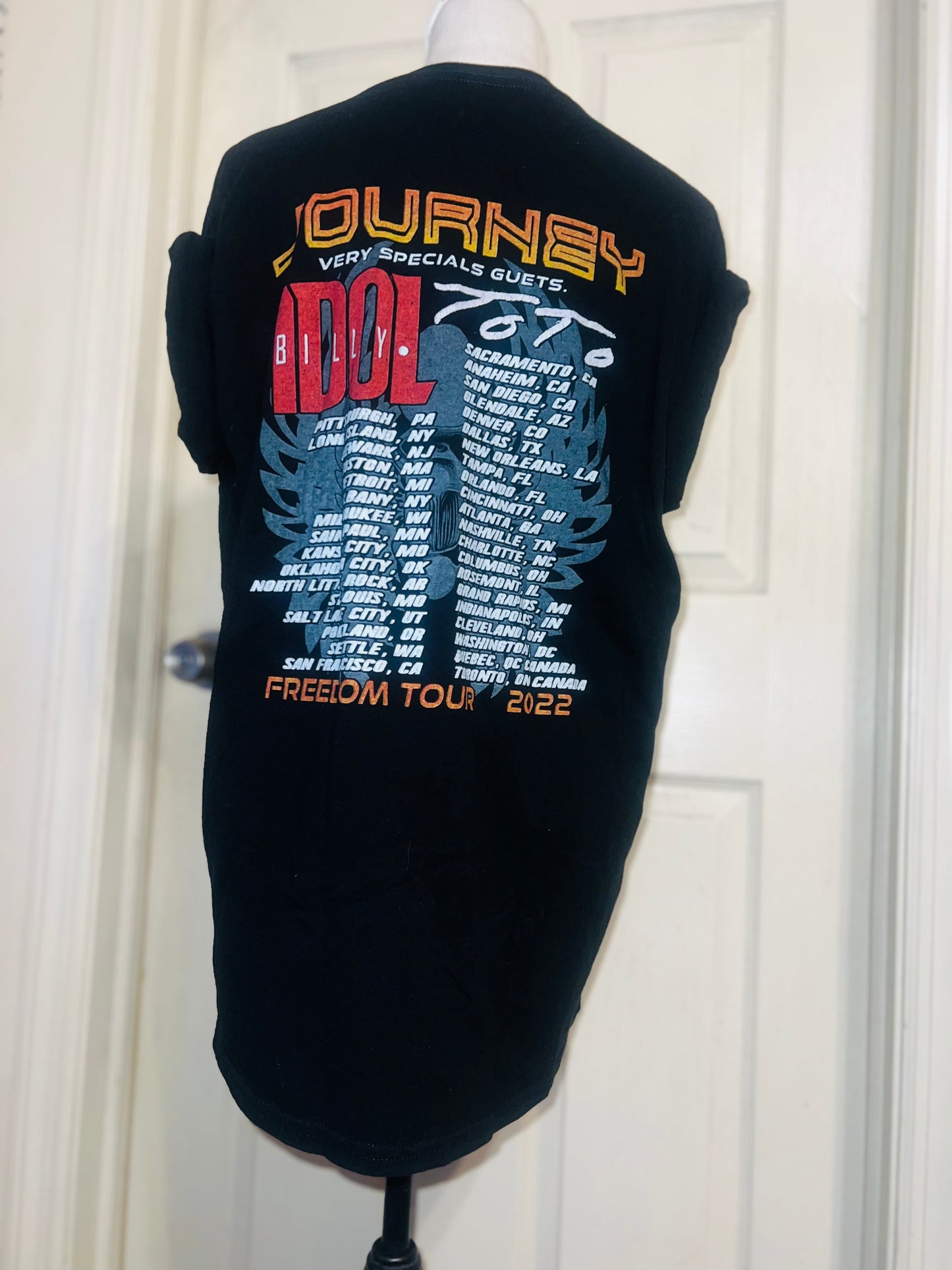 Journey (ft. Toto & Billy Idol) Oversized Distressed Tee