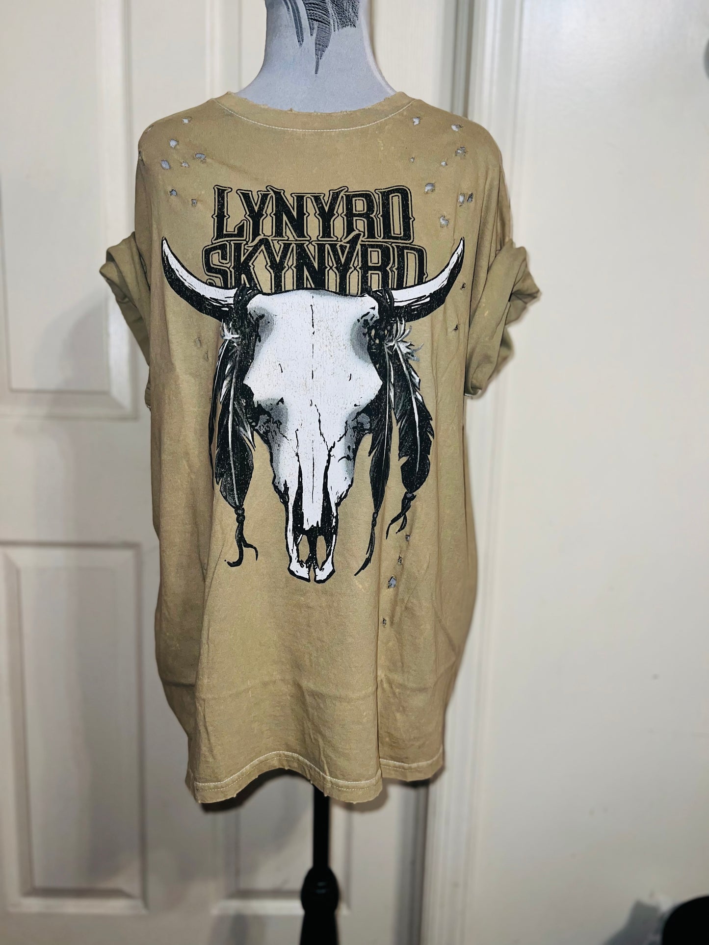 Lynyrd Skynyrd Oversized Distressed Tee