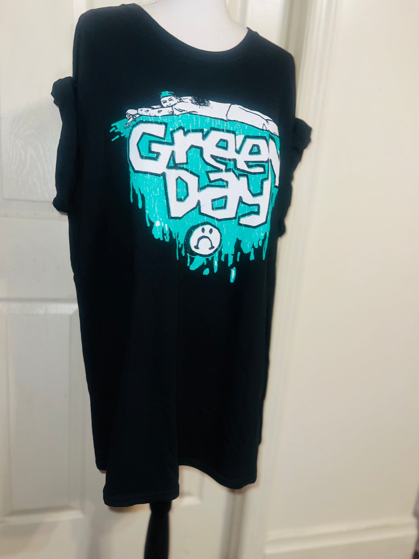 Green Day Oversized Distressed Tee