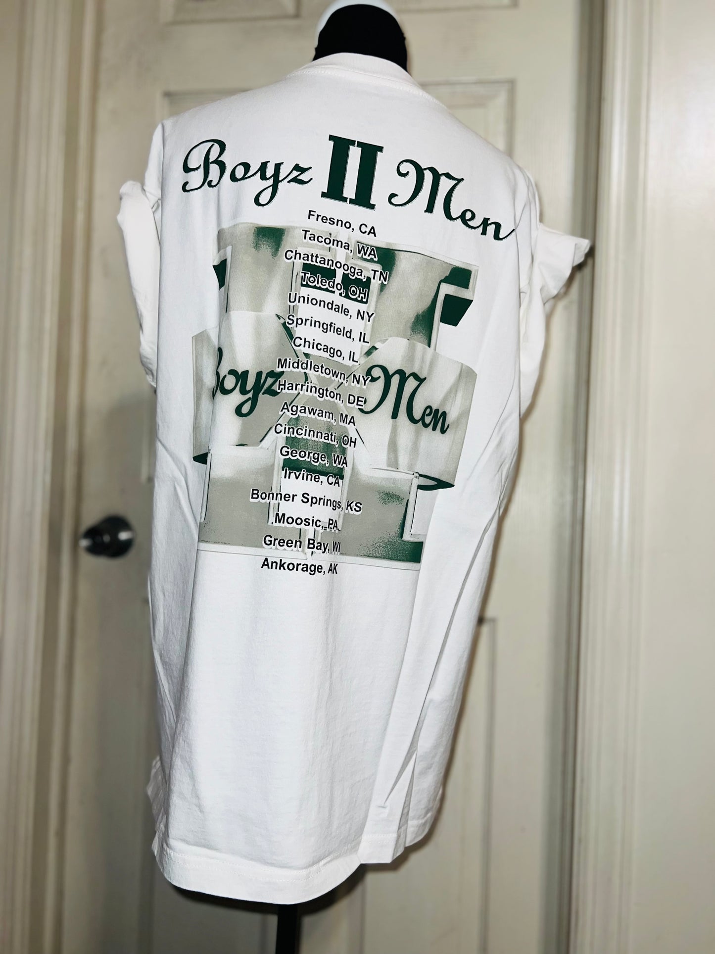 Boyz II Men Double Sided Oversized Distressed Tee