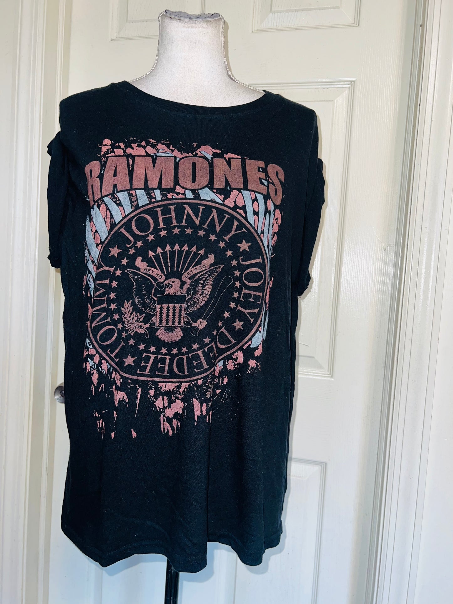 Ramones Oversized Distressed Tee