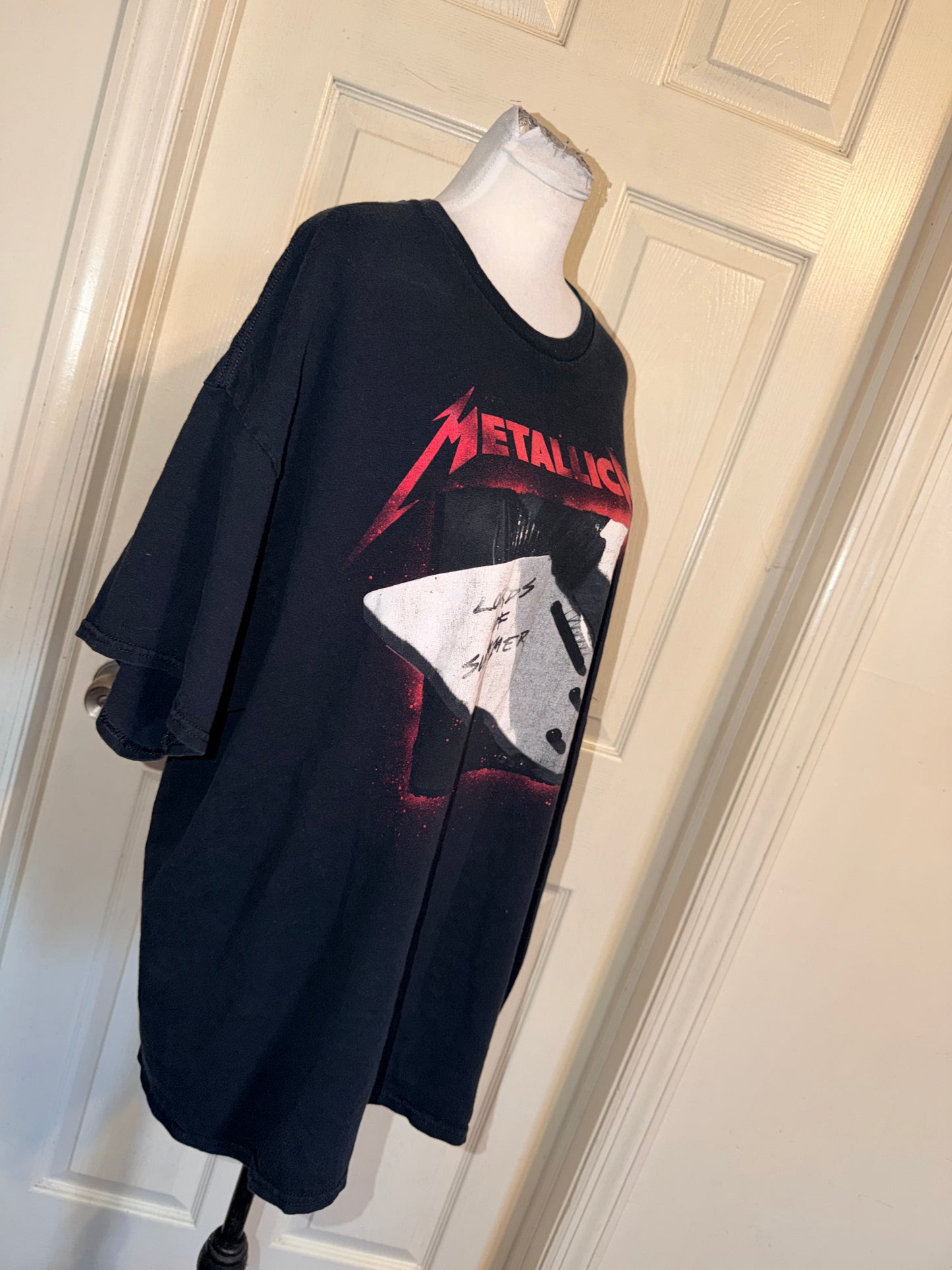 Metallica Oversized Distressed Tee