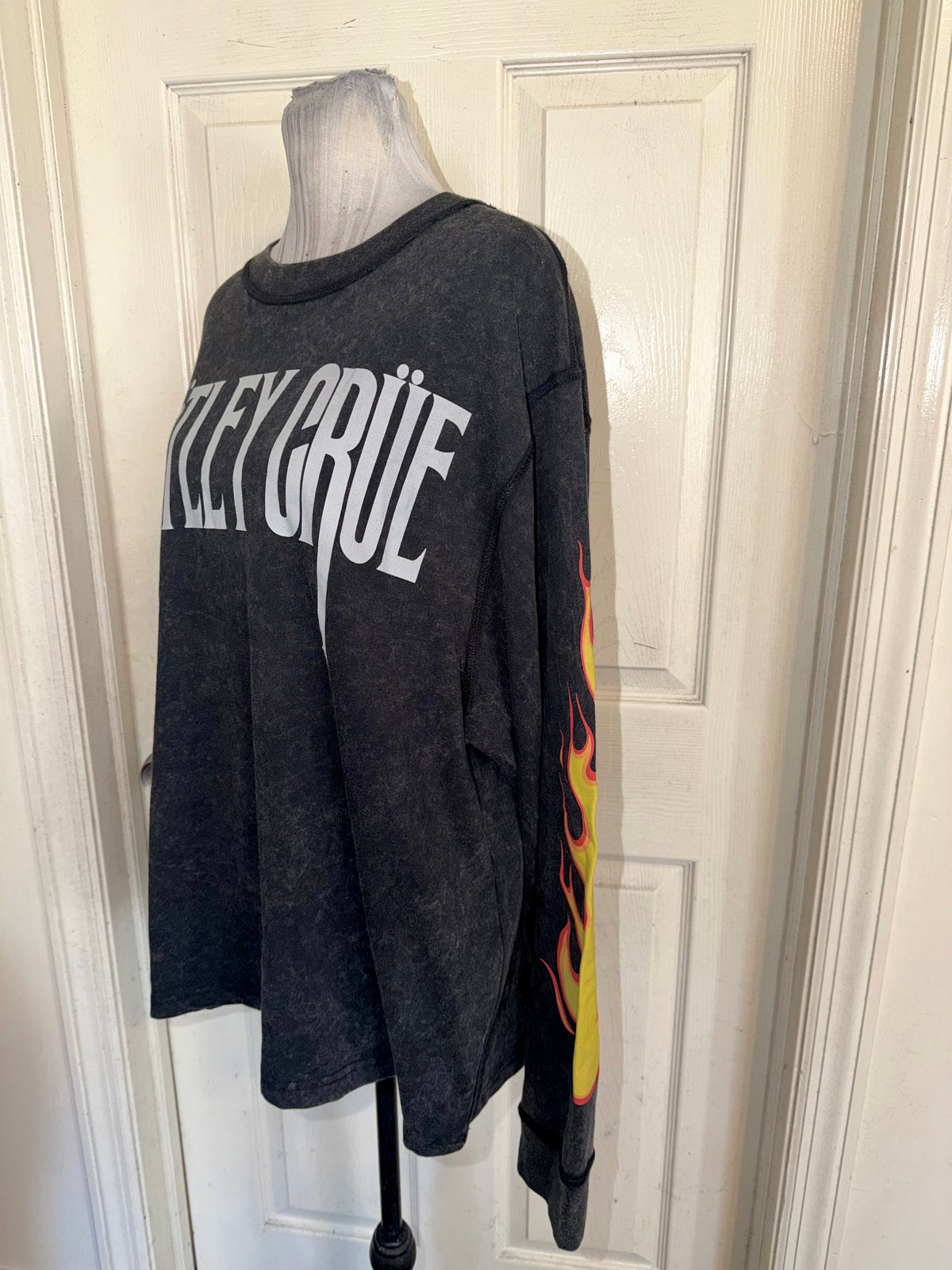 Motley Crue Oversized Long Sleeve Tee