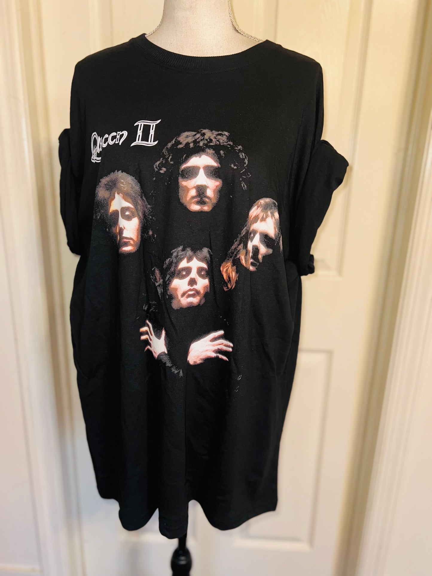 Queen Oversized Distressed Tee