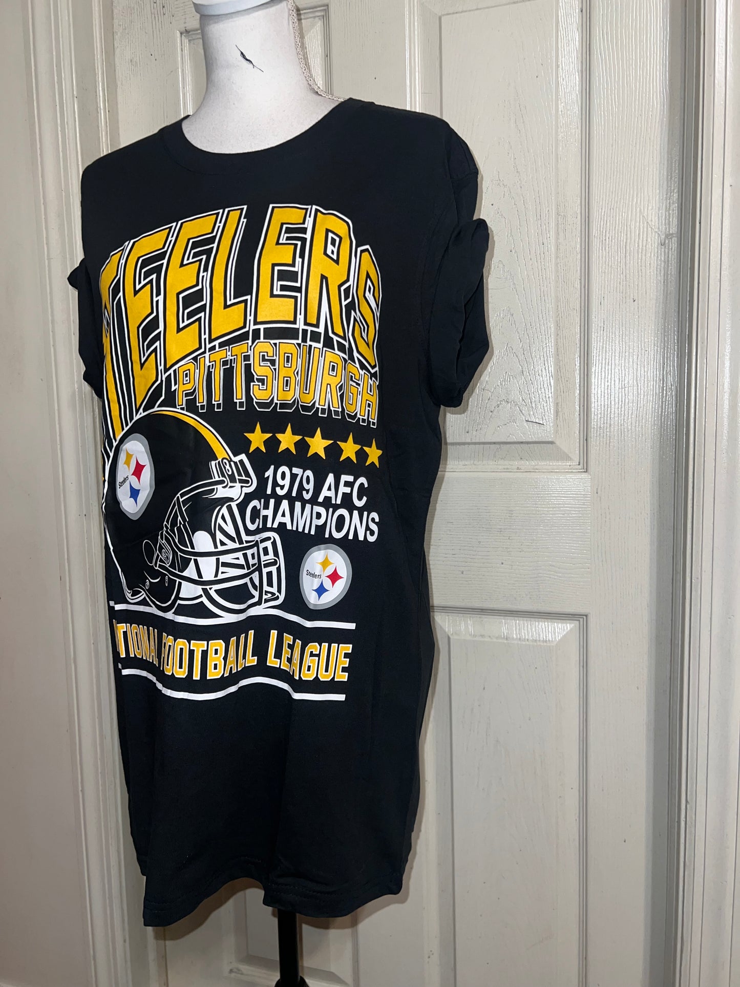 Pittsburgh Steelers Oversized Distressed Tee