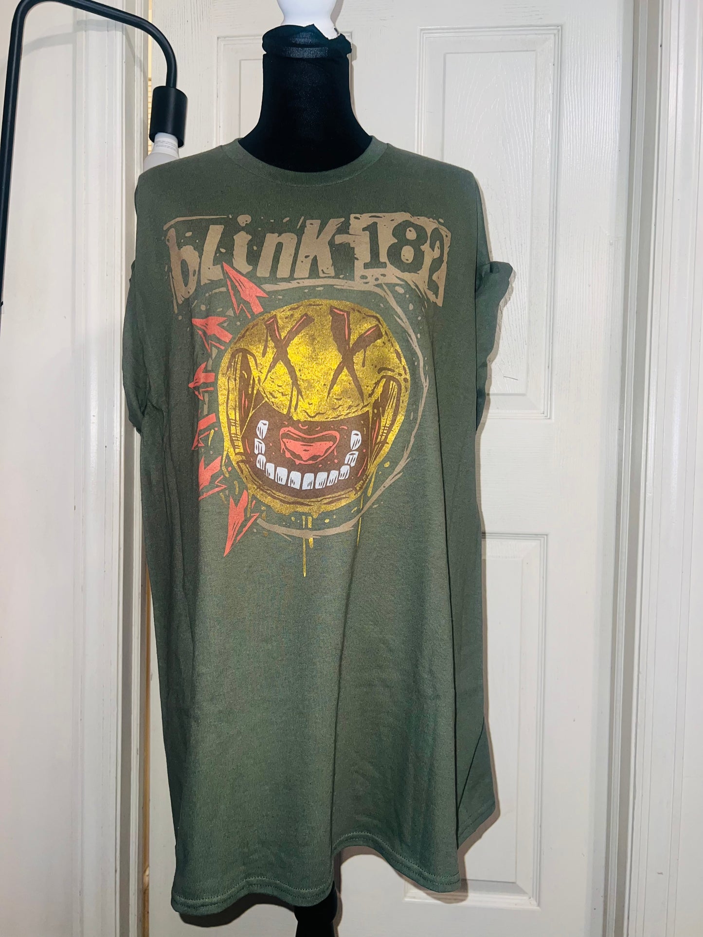 Blink 182 Oversized Distressed Tee