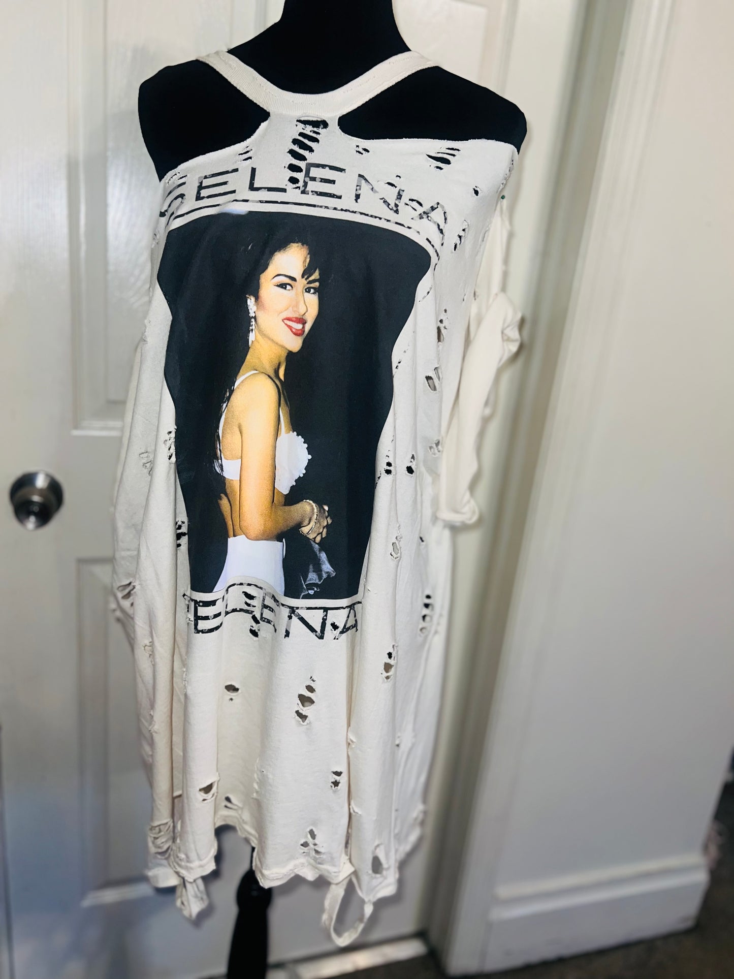 Selena Oversized Distressed Tee