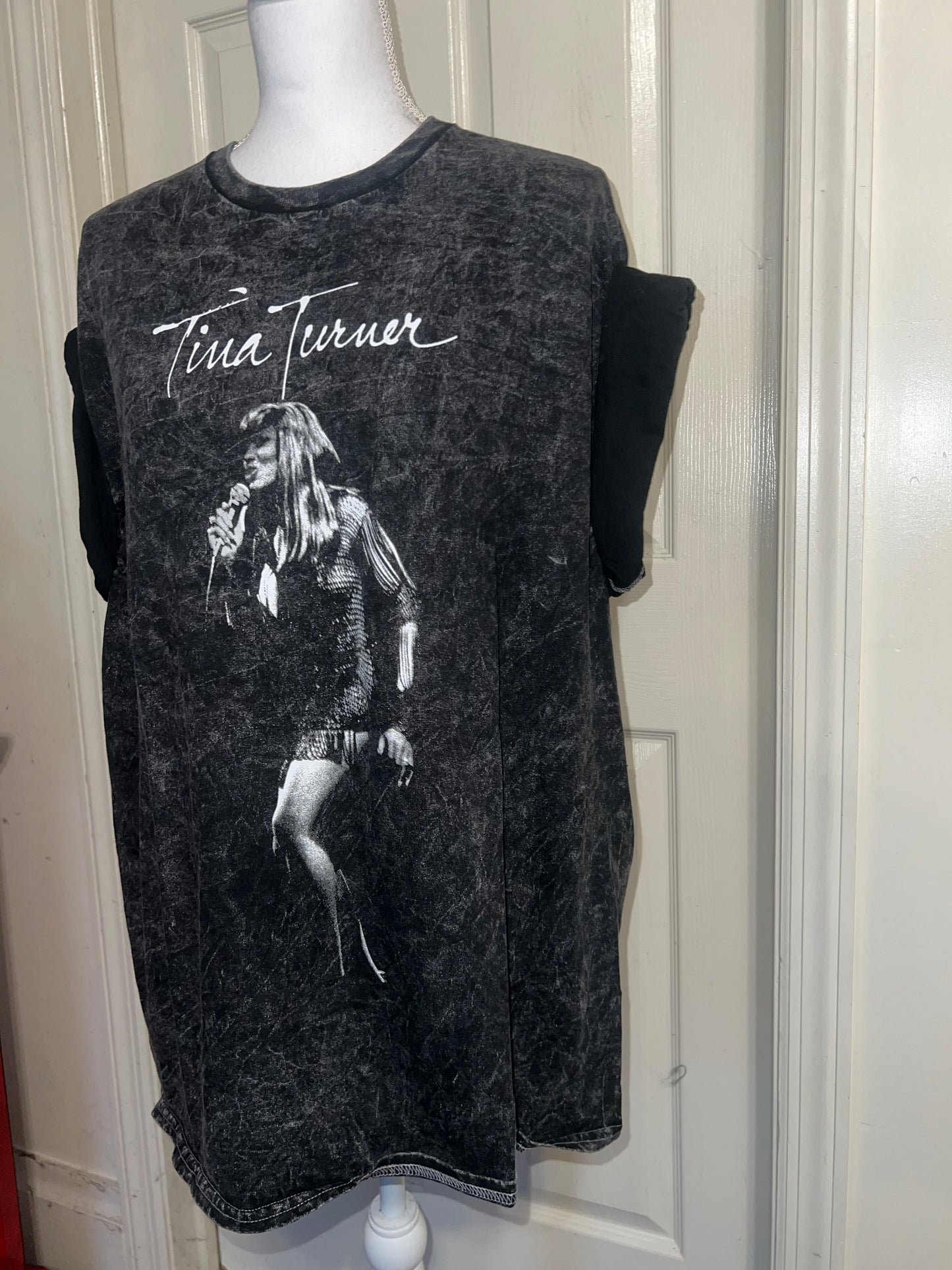 Tina Turner Oversized Distressed Tee