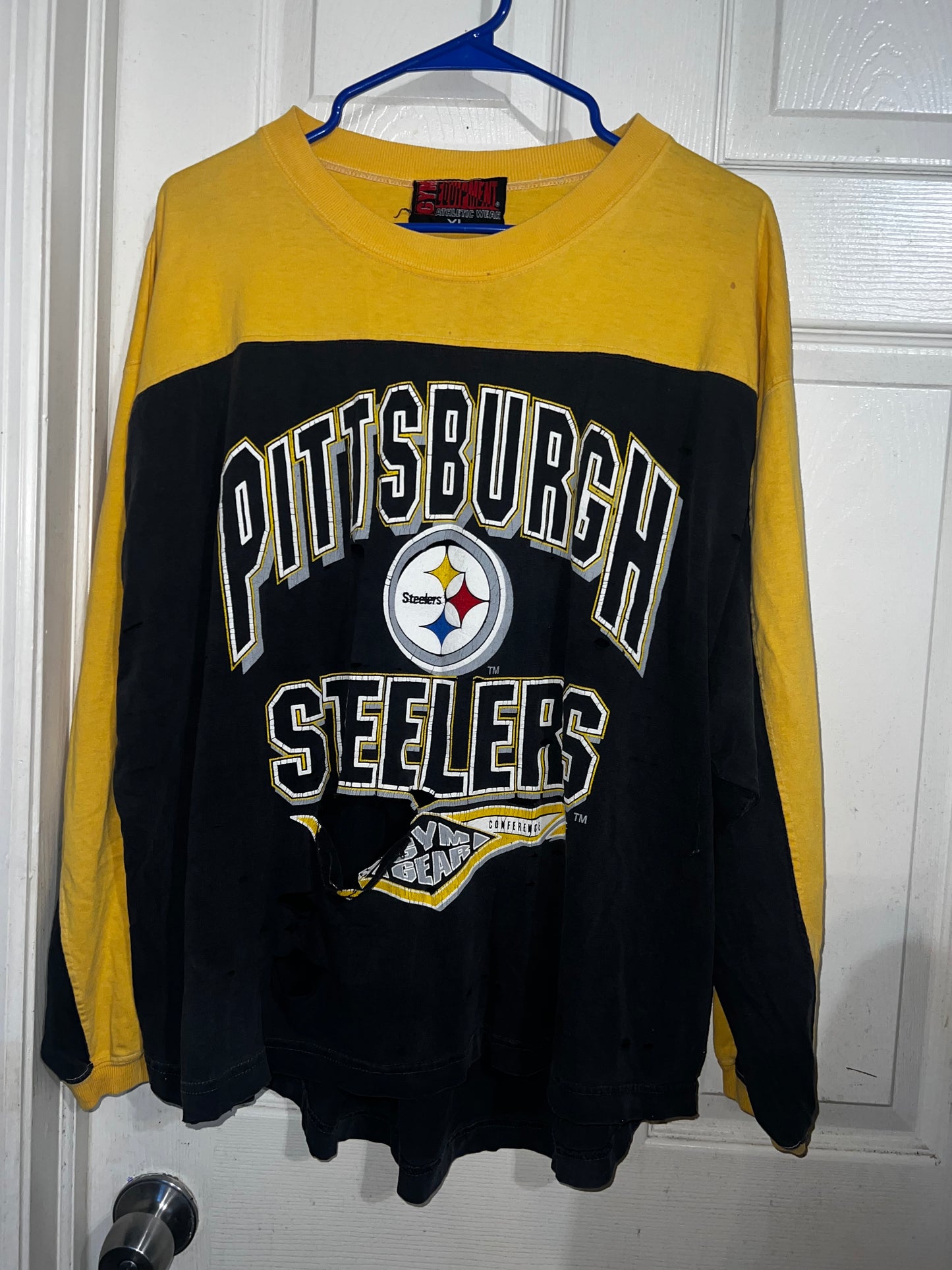 Pittsburgh Steelers Vintage Long Sleeve/Sweatshirt Naturally Distressed