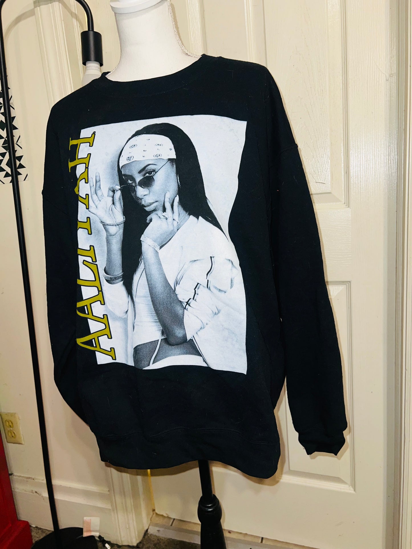 Aaliyah Oversized Distressed Sweatshirt