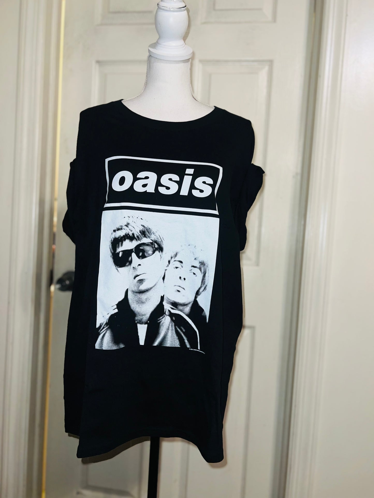 Oasis Oversized Distressed Tee