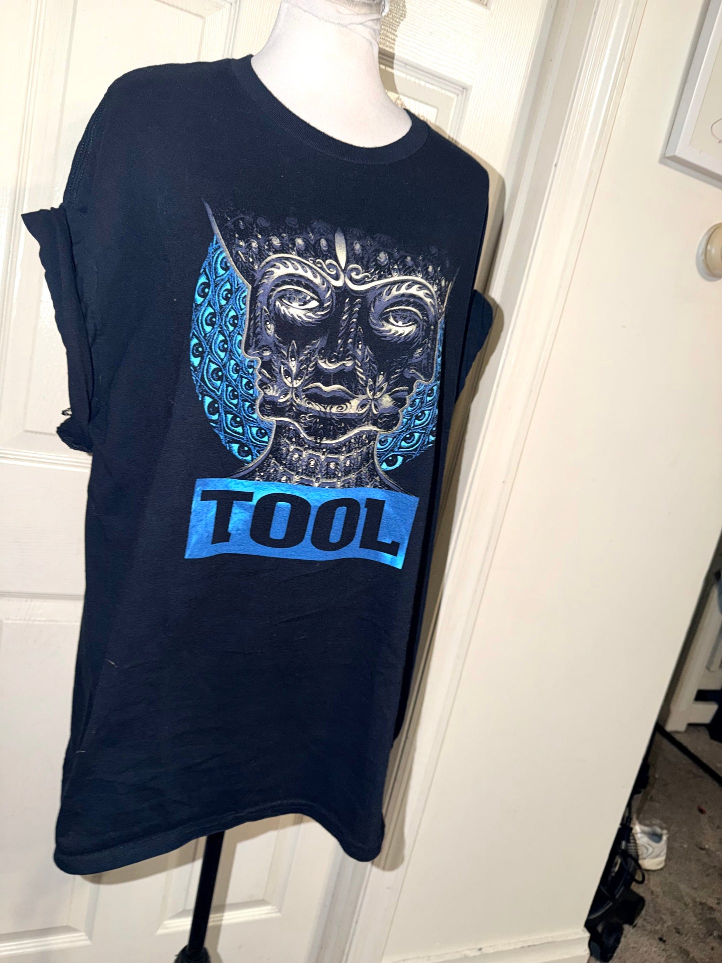 Tool Oversized Tee
