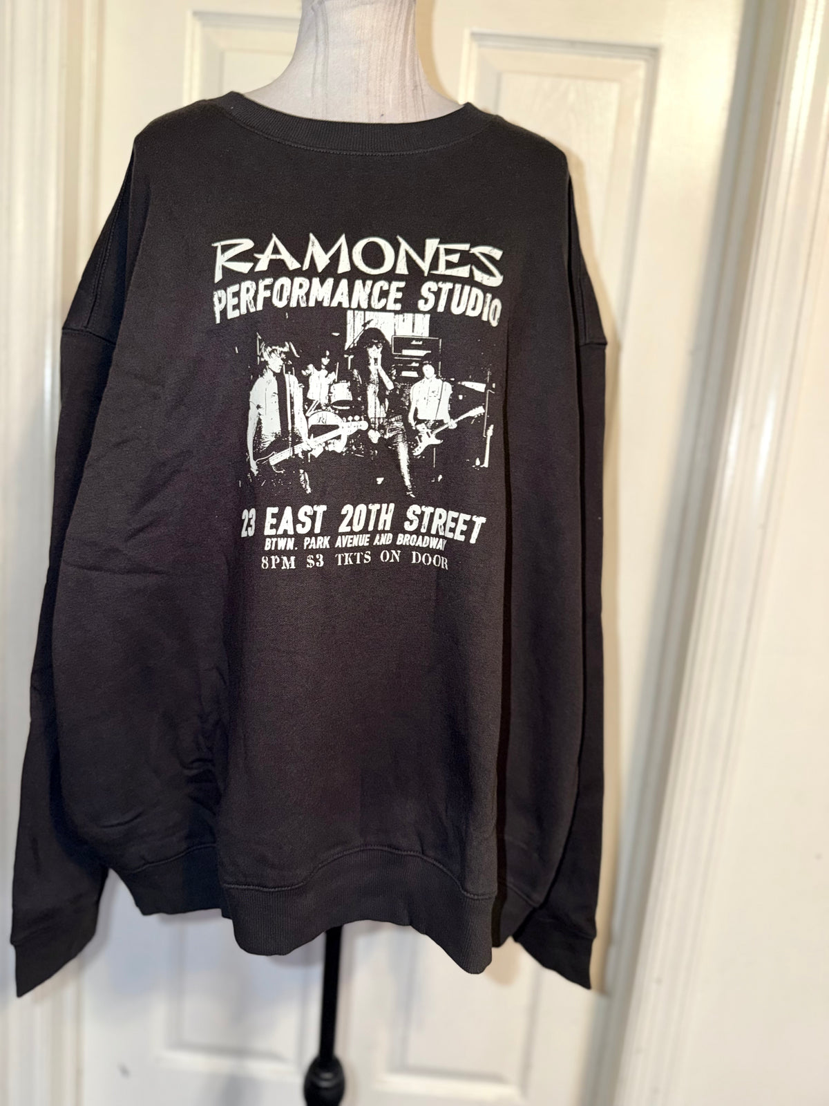 Ramones Oversized Sweatshirt