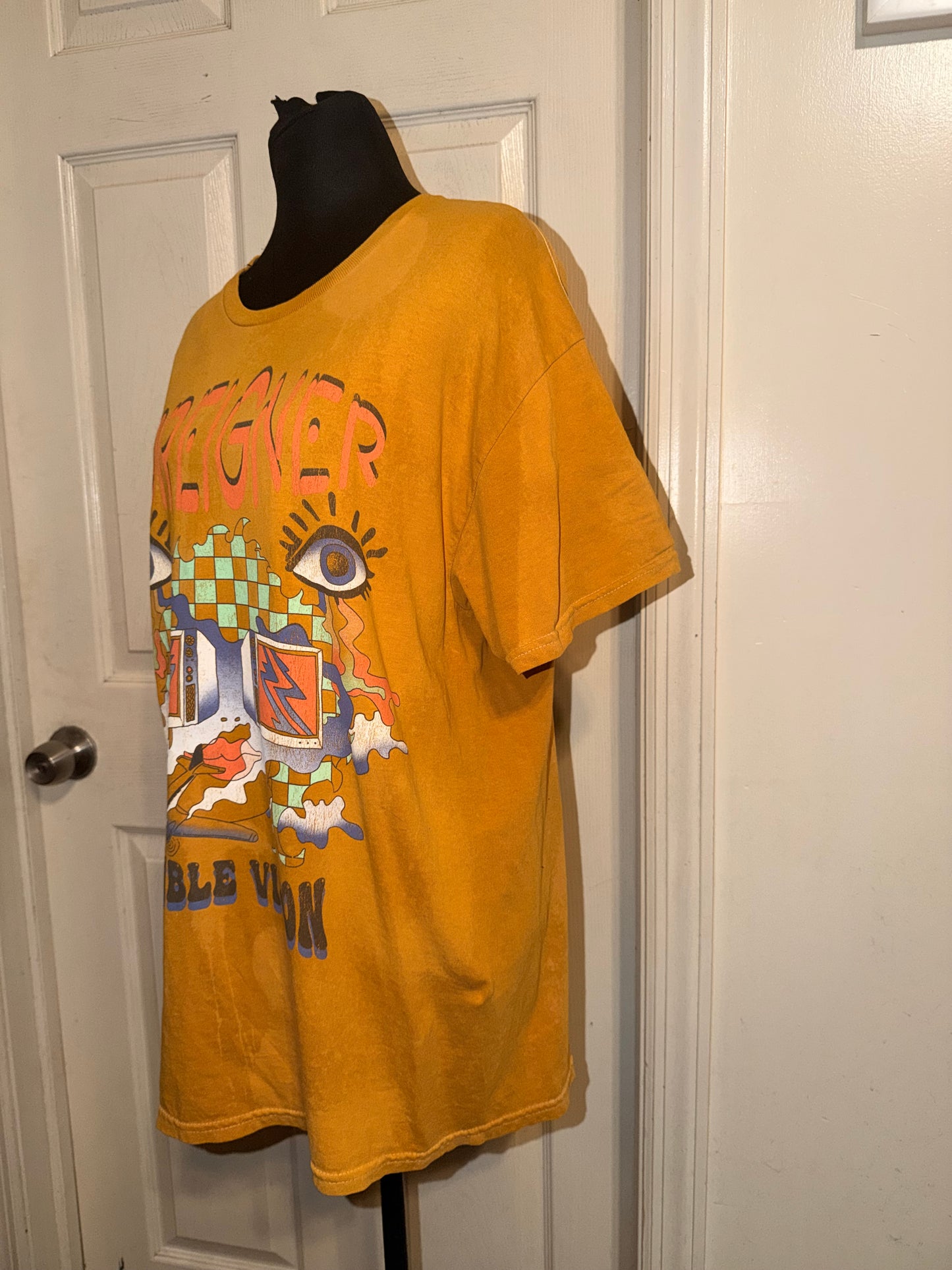 Foreigner Sun-bleached Oversized Tee