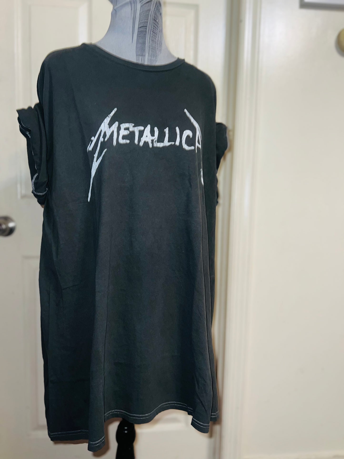 Metallica Double Sided Oversized Distressed Tee