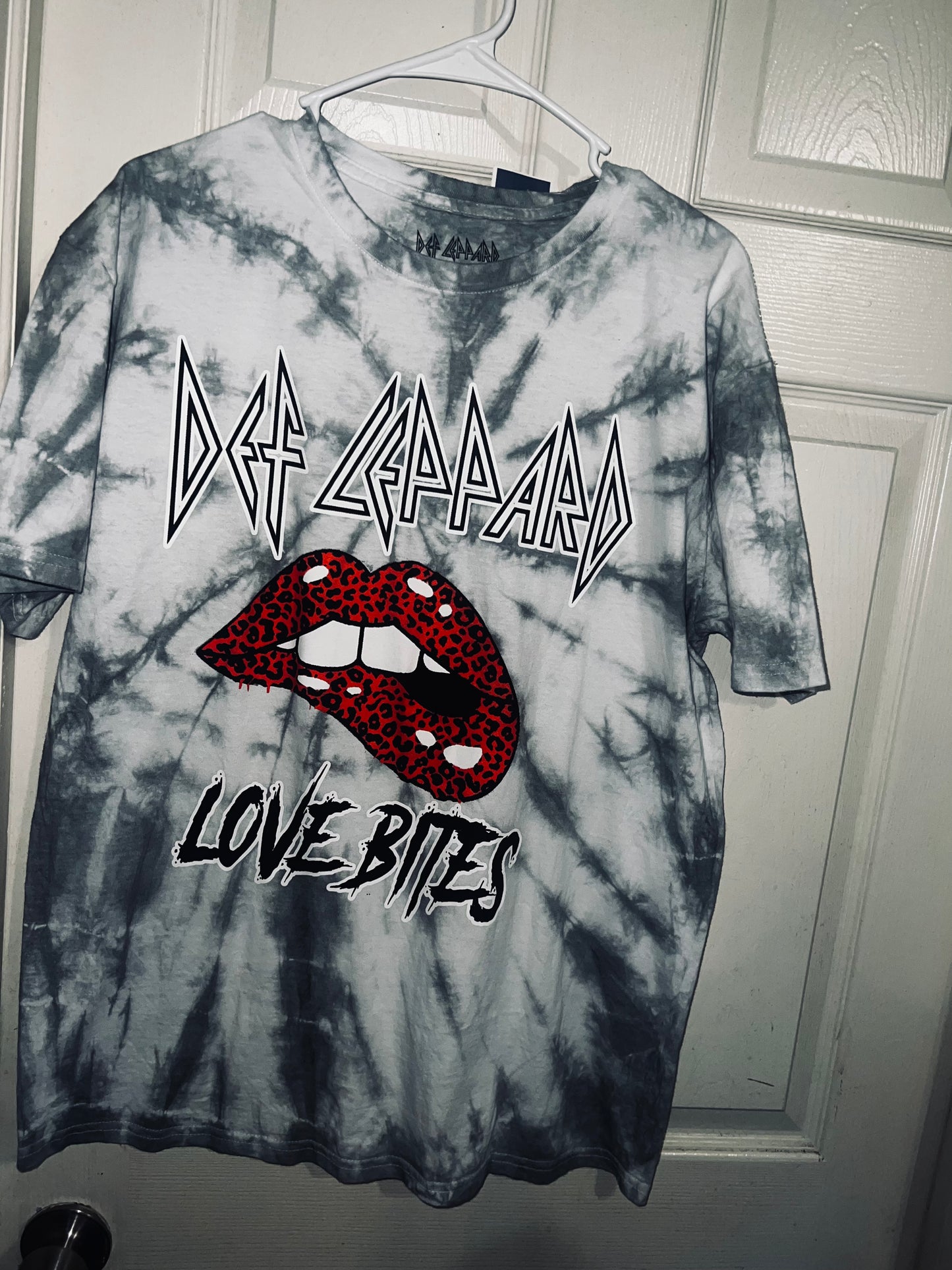 Def Leppard Love Bites Oversized Tee