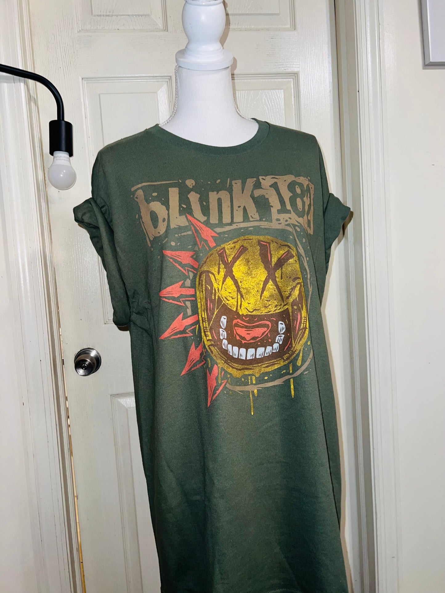 Blink 182 Oversized Distressed Tee