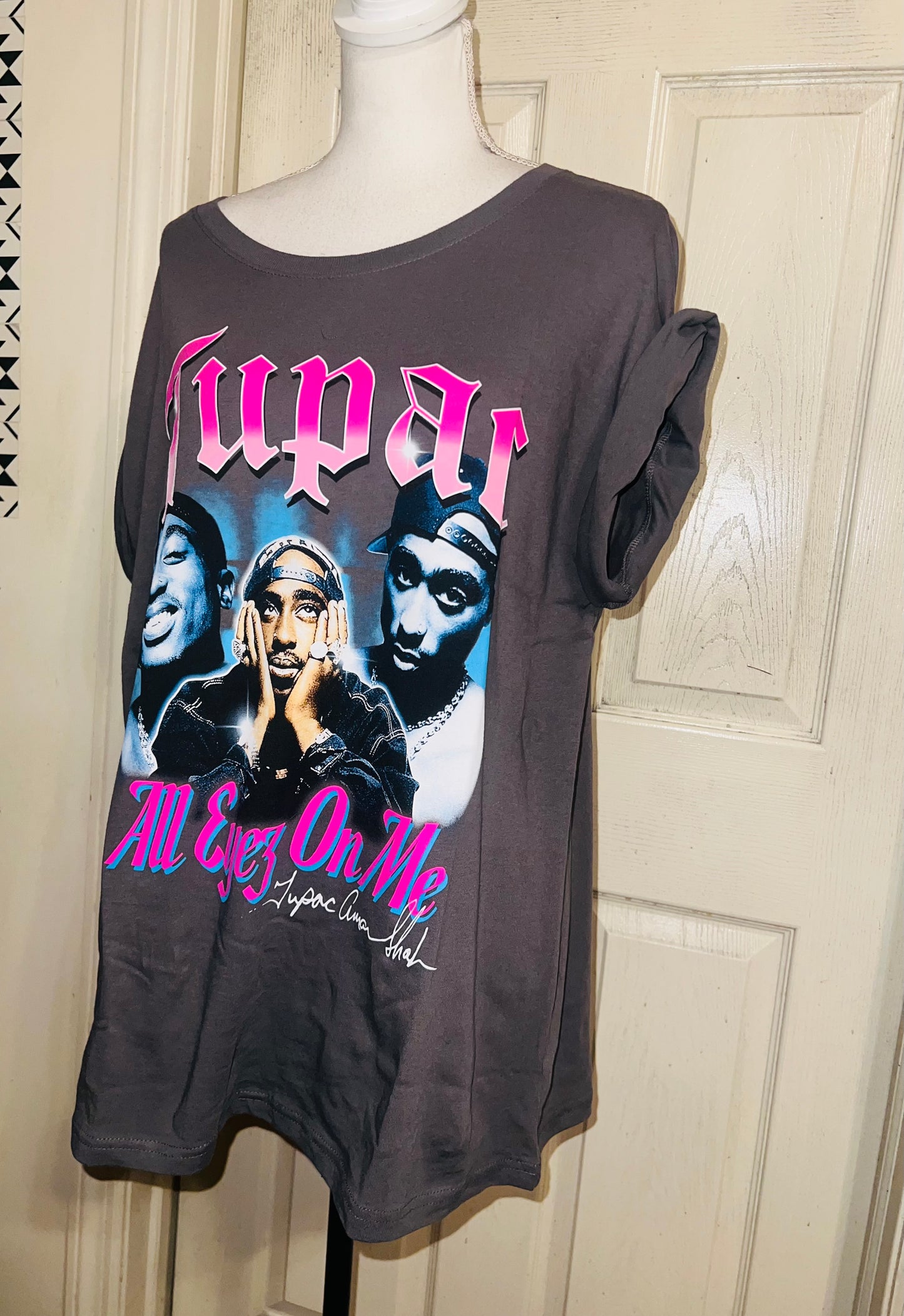 Tupac Oversized Distressed Tee