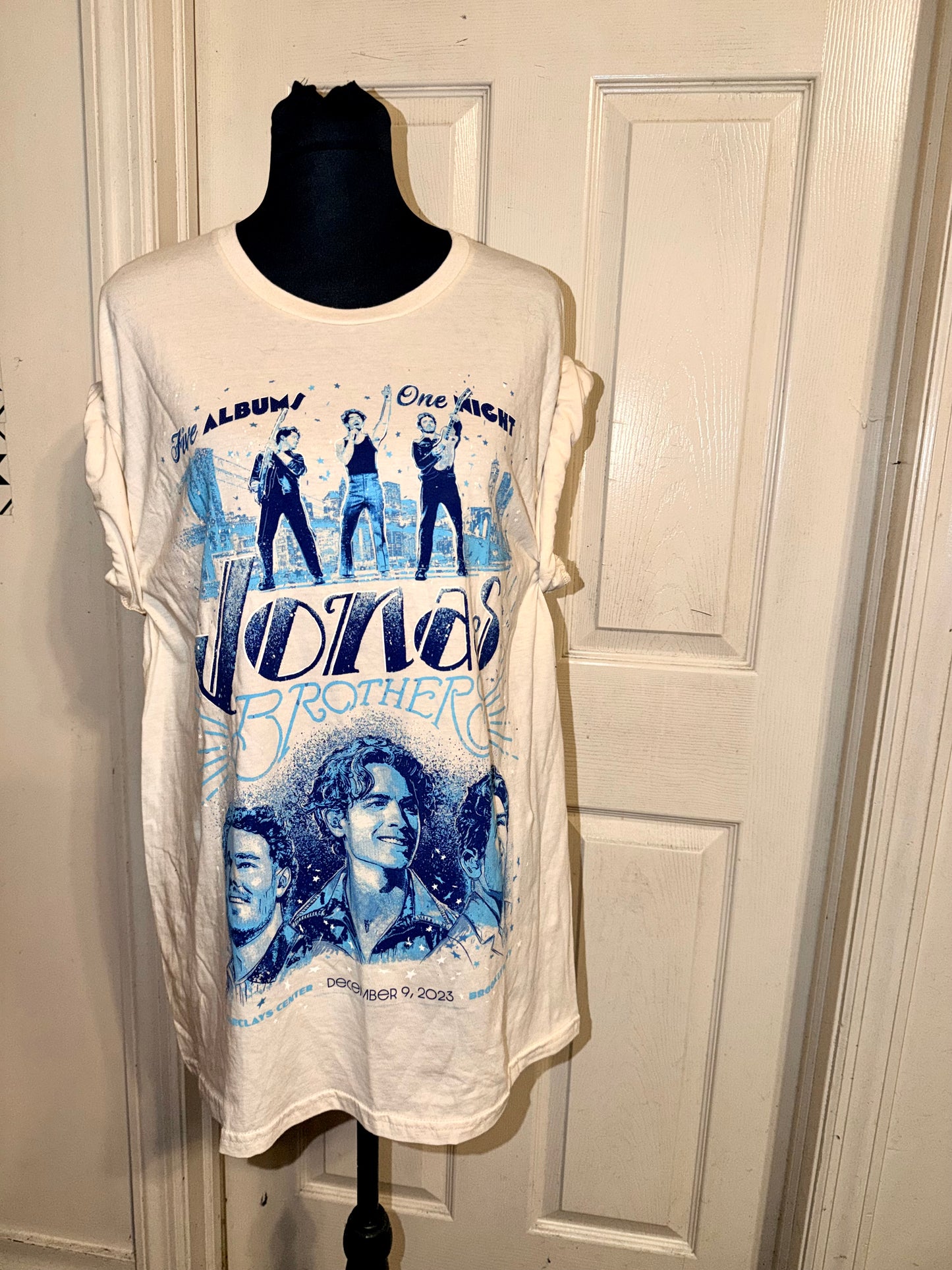 Jonas Brothers Oversized Tee