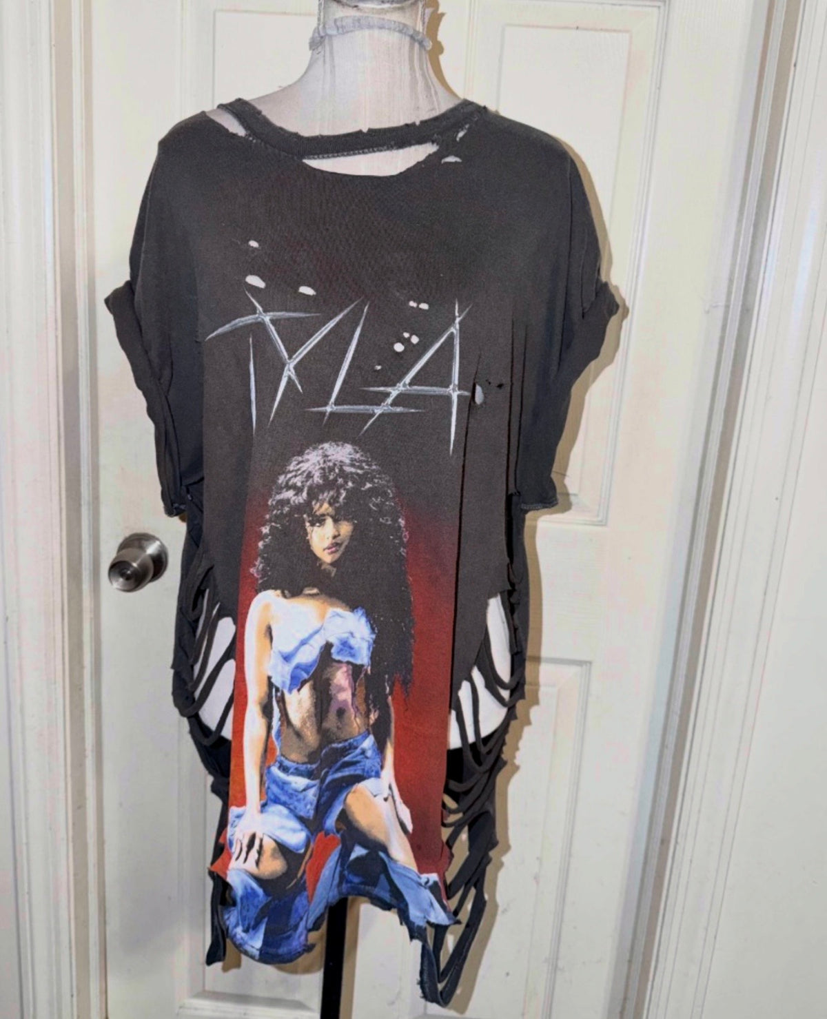 Tyla Oversized Distressed Tee (as is)