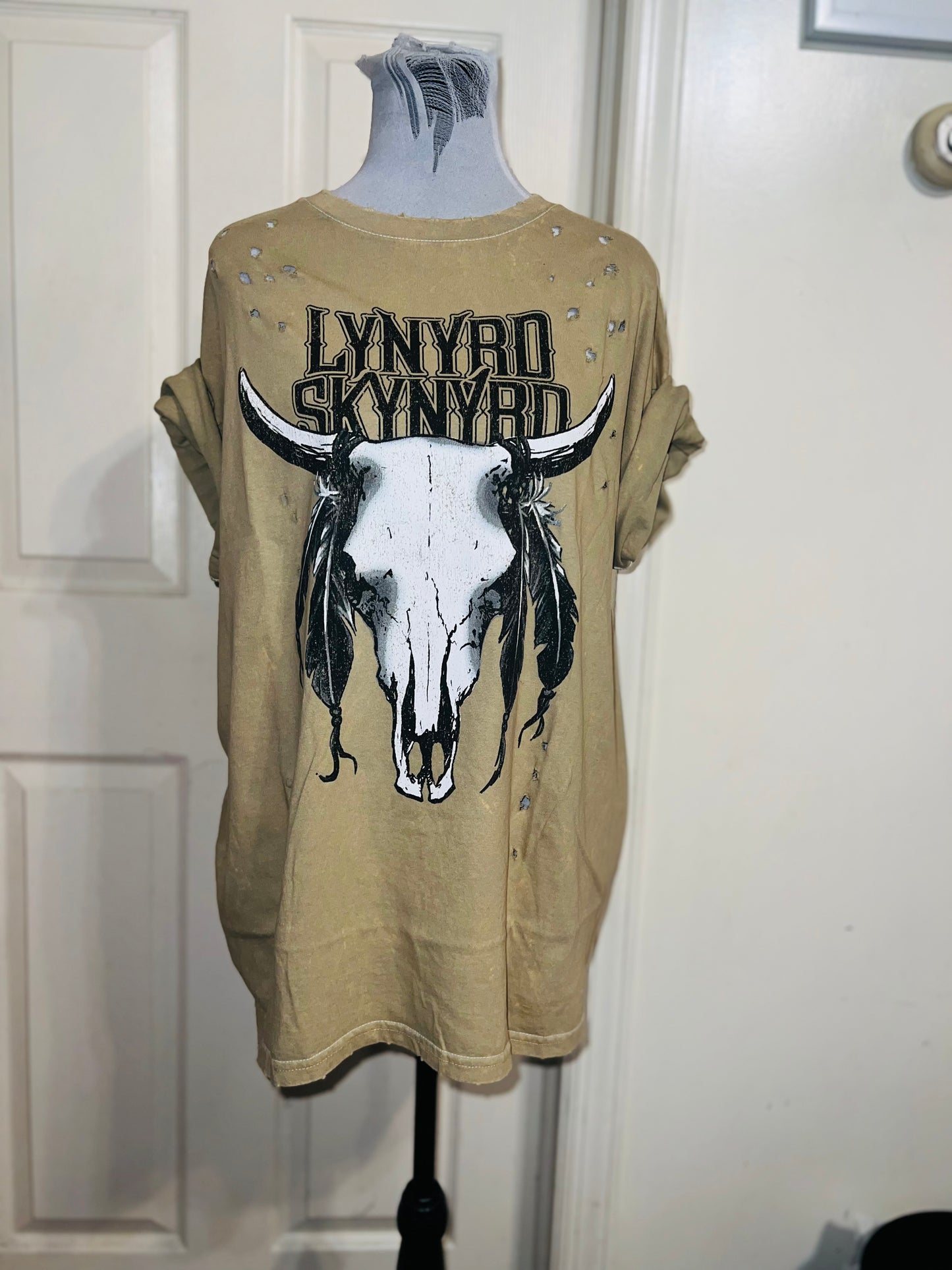 Lynyrd Skynyrd Oversized Distressed Tee