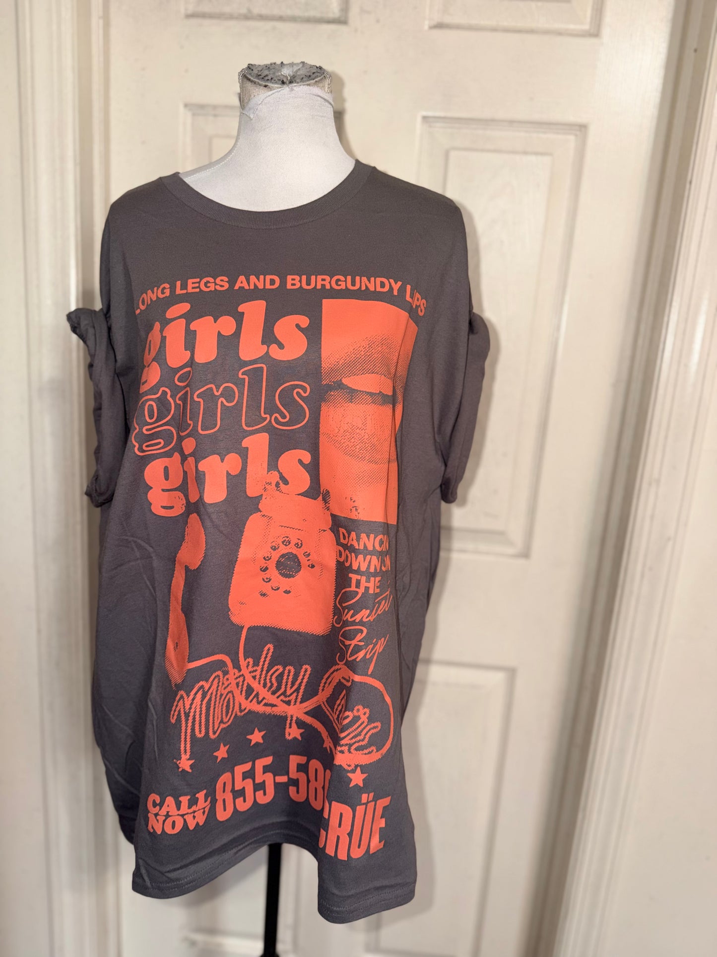 Motley Crue Oversized Distressed Tee