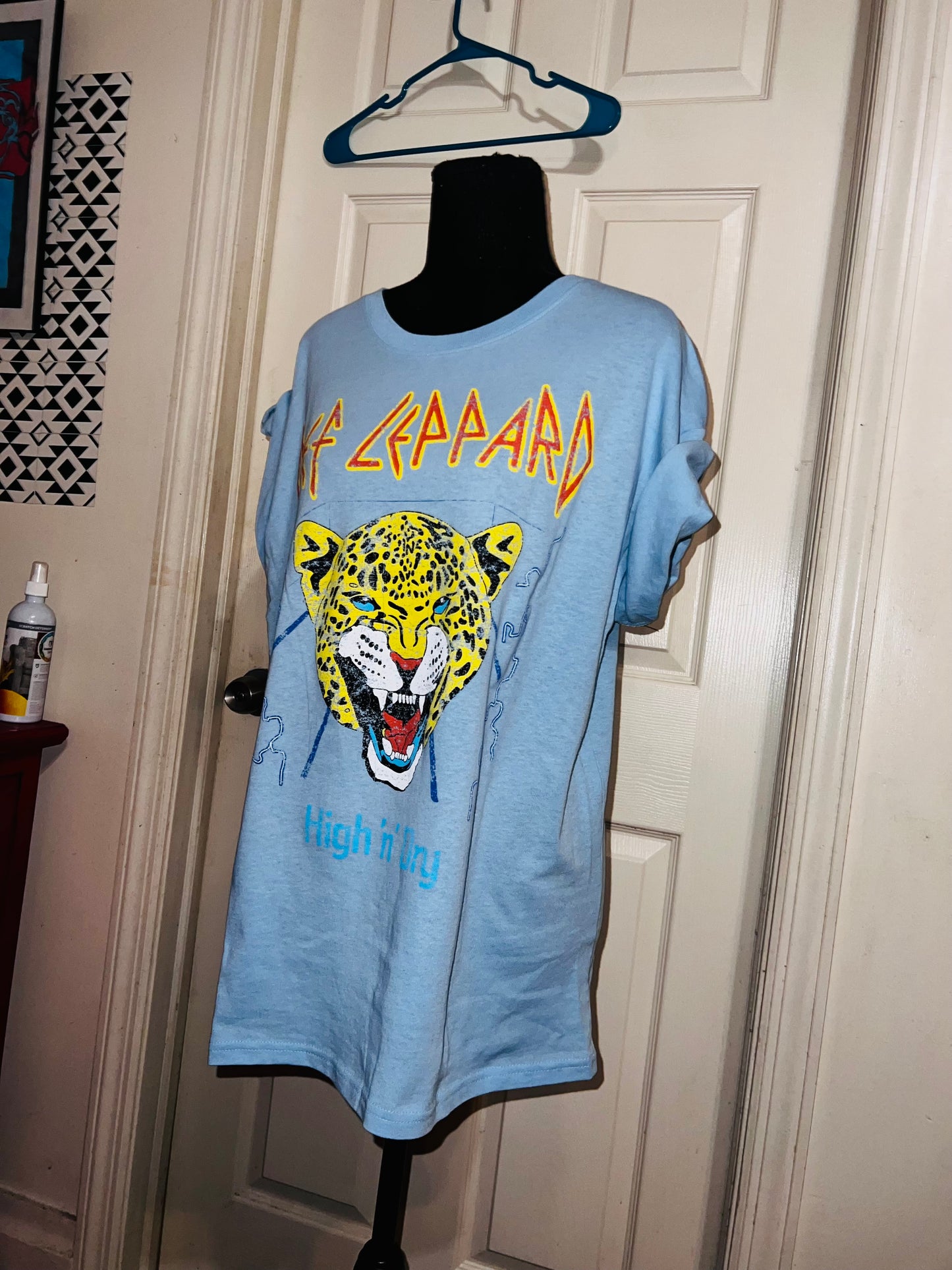 Def Leppard Oversized Distressed Tee