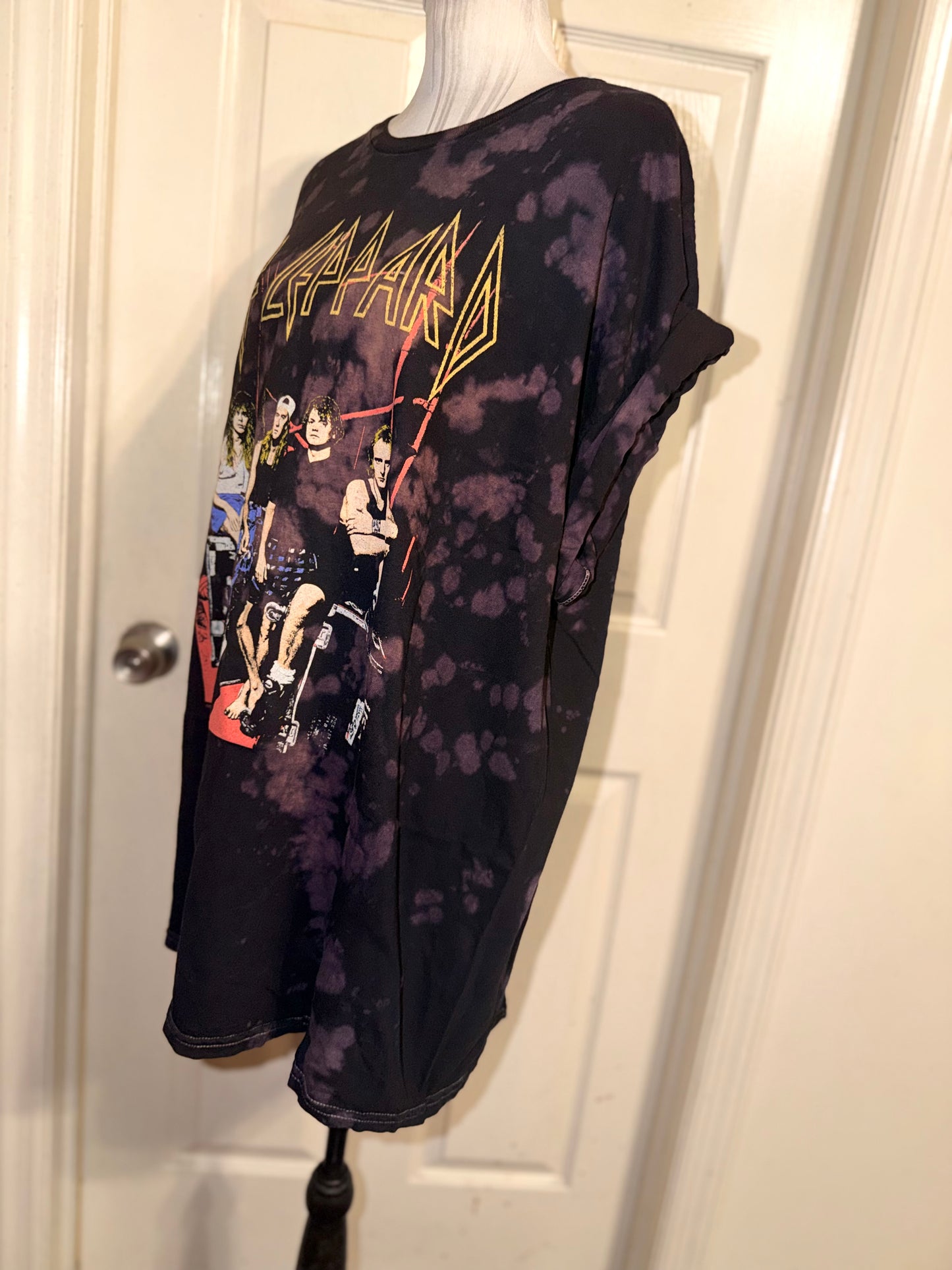 Def Leppard Oversized Tee