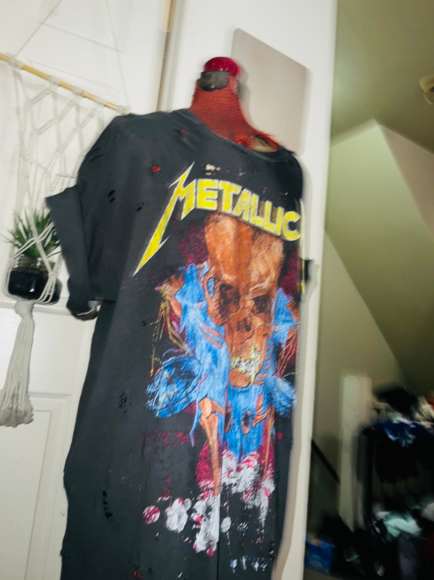 Metallica Oversized Distressed Tee