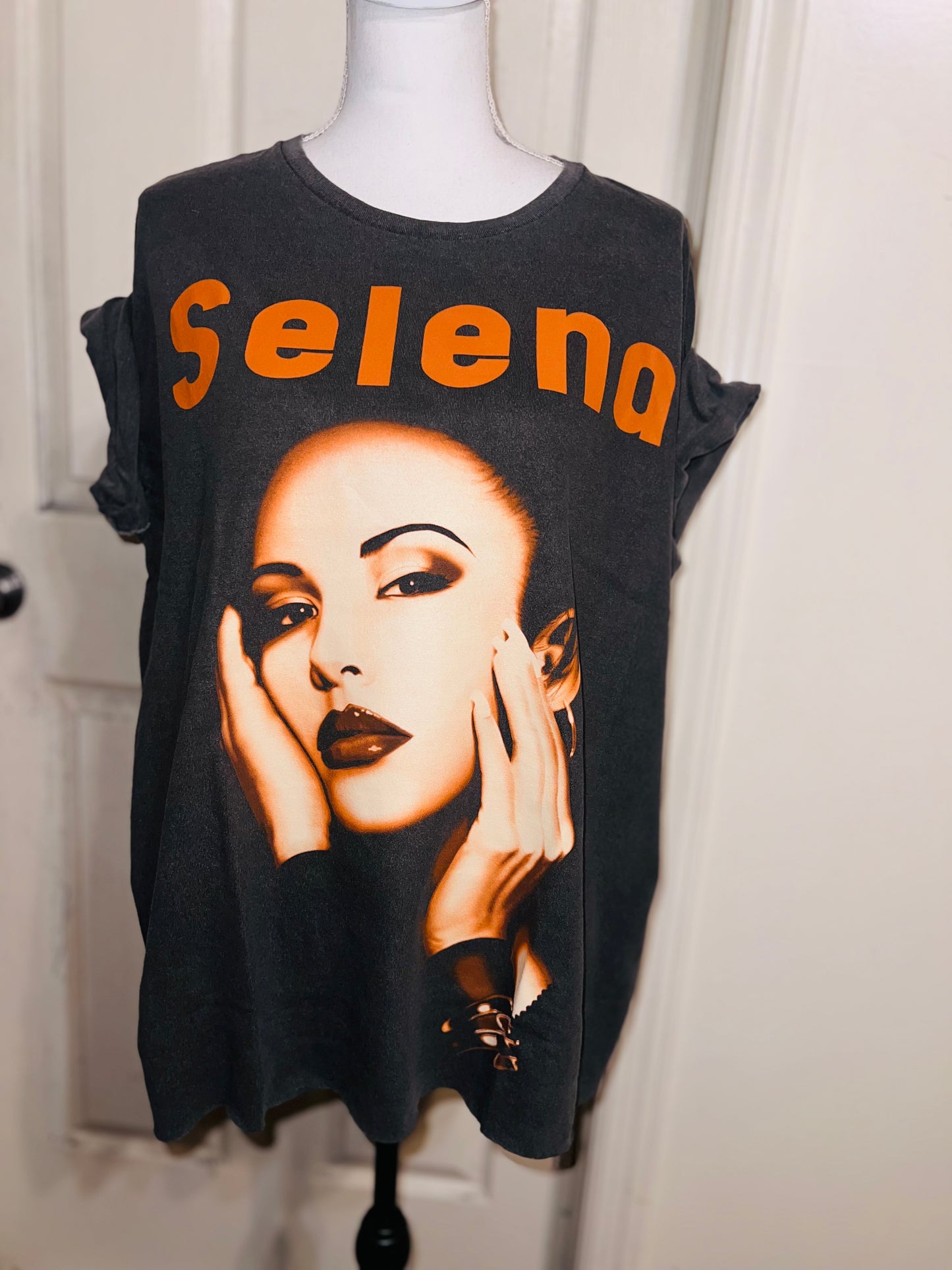 Selena Oversized Distressed Tee