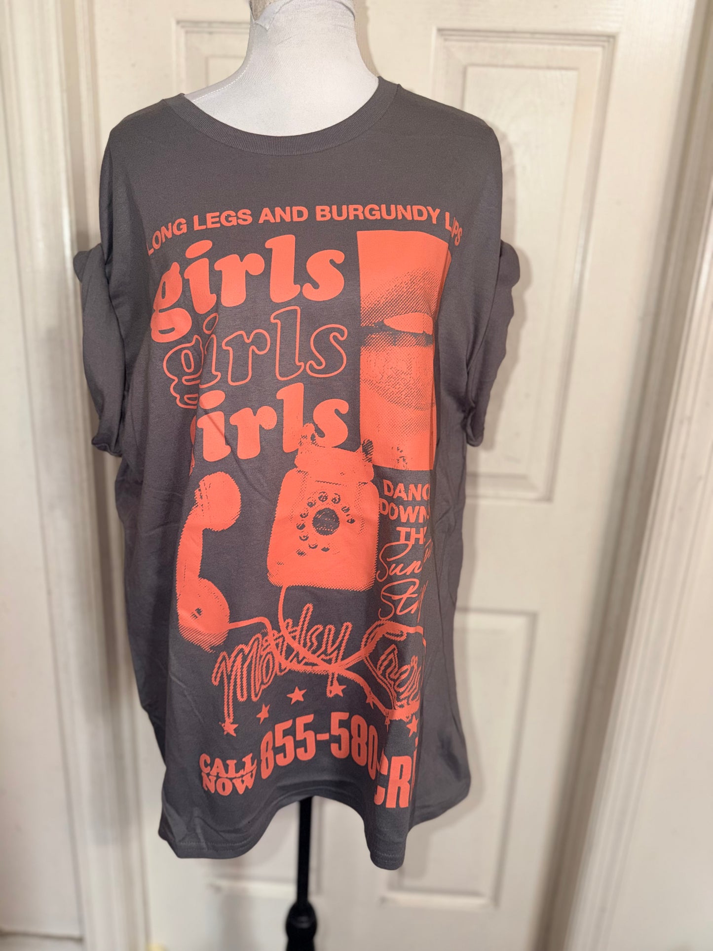 Motley Crue Oversized Distressed Tee