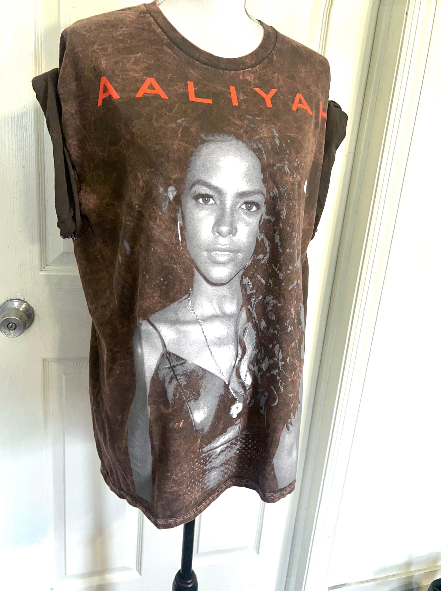 Aaliyah Oversized Distressed Tee