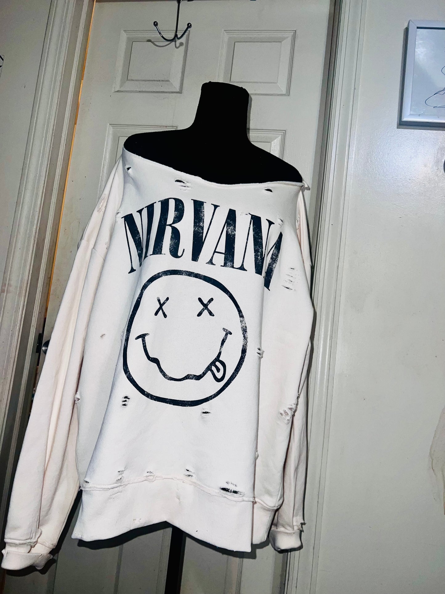 Nirvana Oversized Cream Sweatshirt