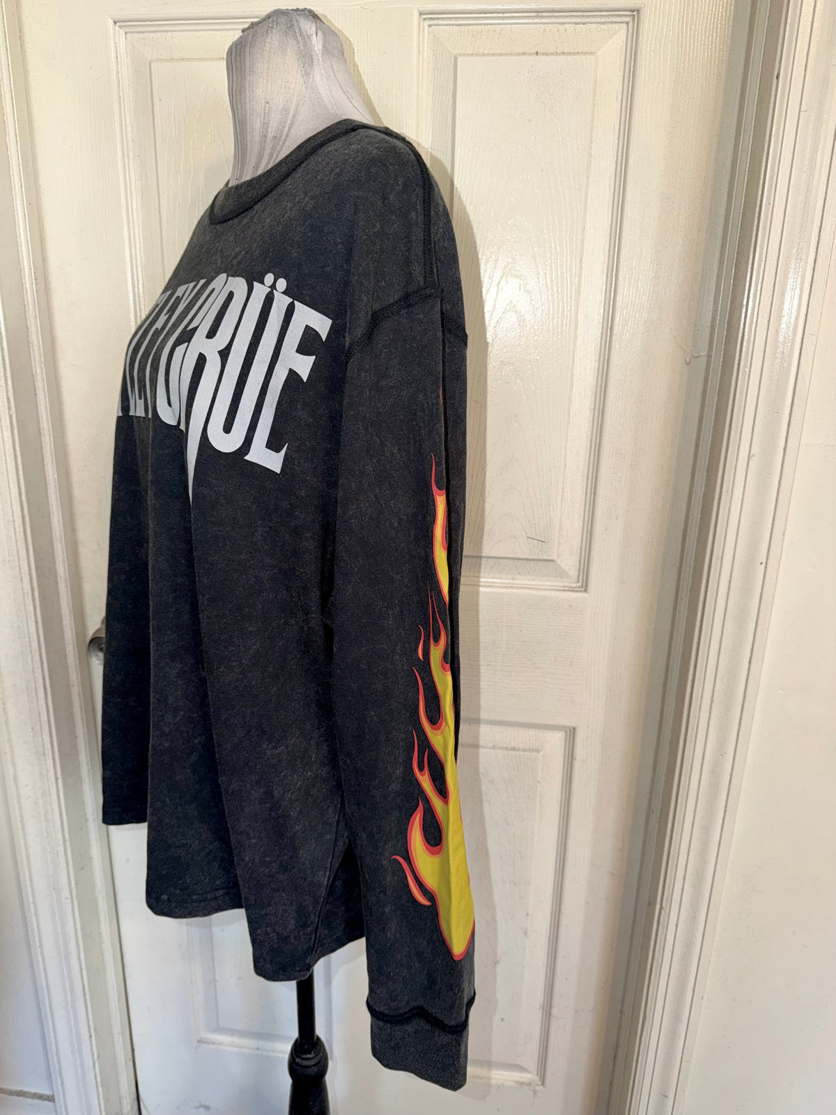 Motley Crue Oversized Long Sleeve Tee