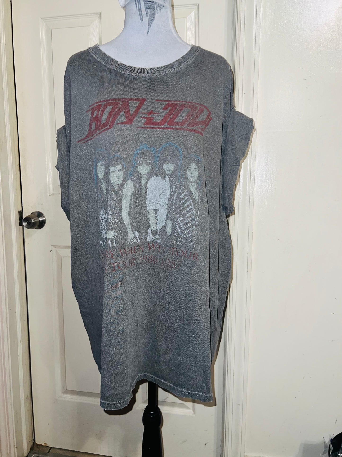 Bob Jovi Oversized Distressed Tee